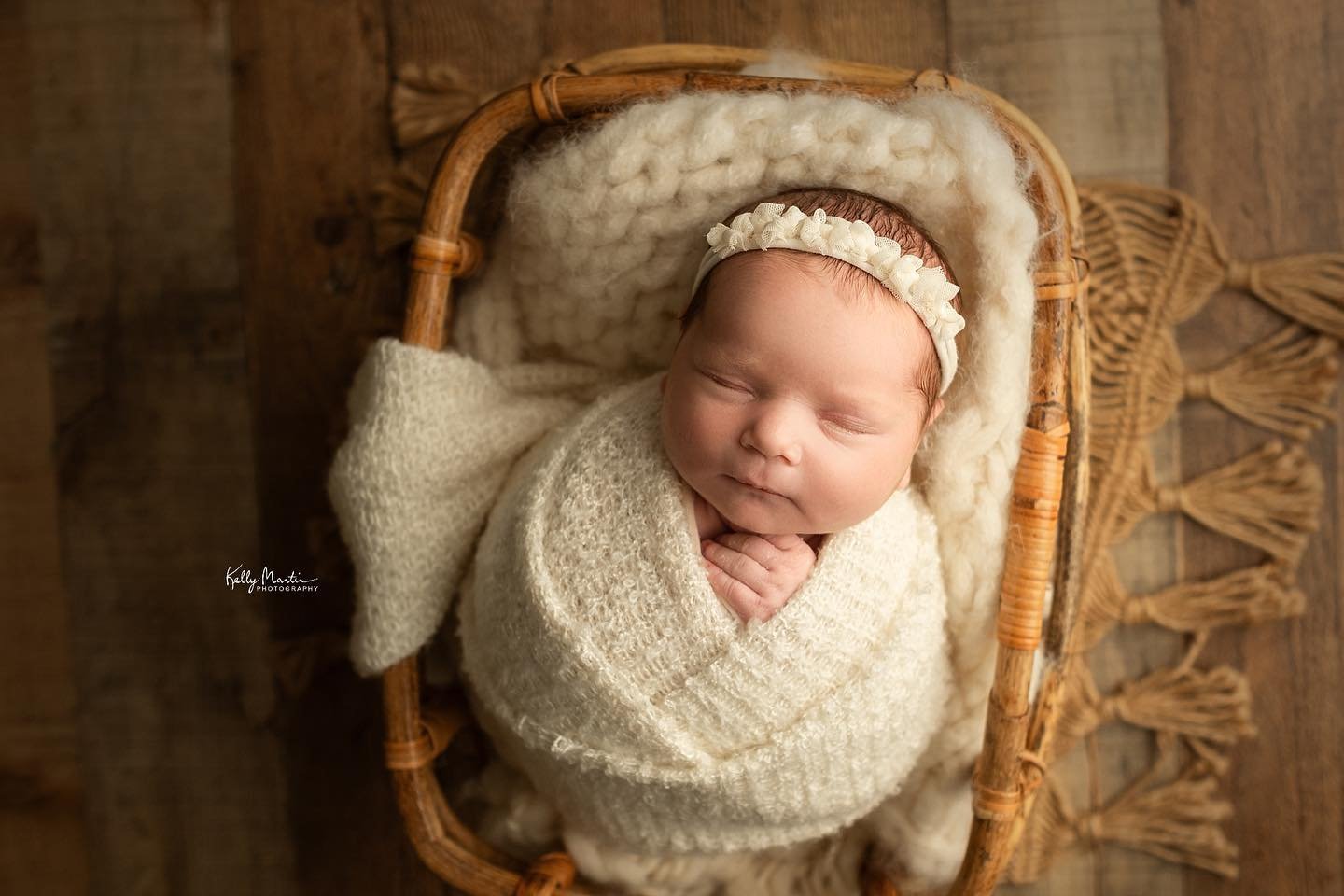 Well we made it through it all - Easter, spring break, the eclipse, the NCAA tournament.  Bring on spring and ALL the things! #Kellymartinphotography #indianapolisnewbornphotographer #zionsvillenewbornphotographer #zionsvillephotographystudio