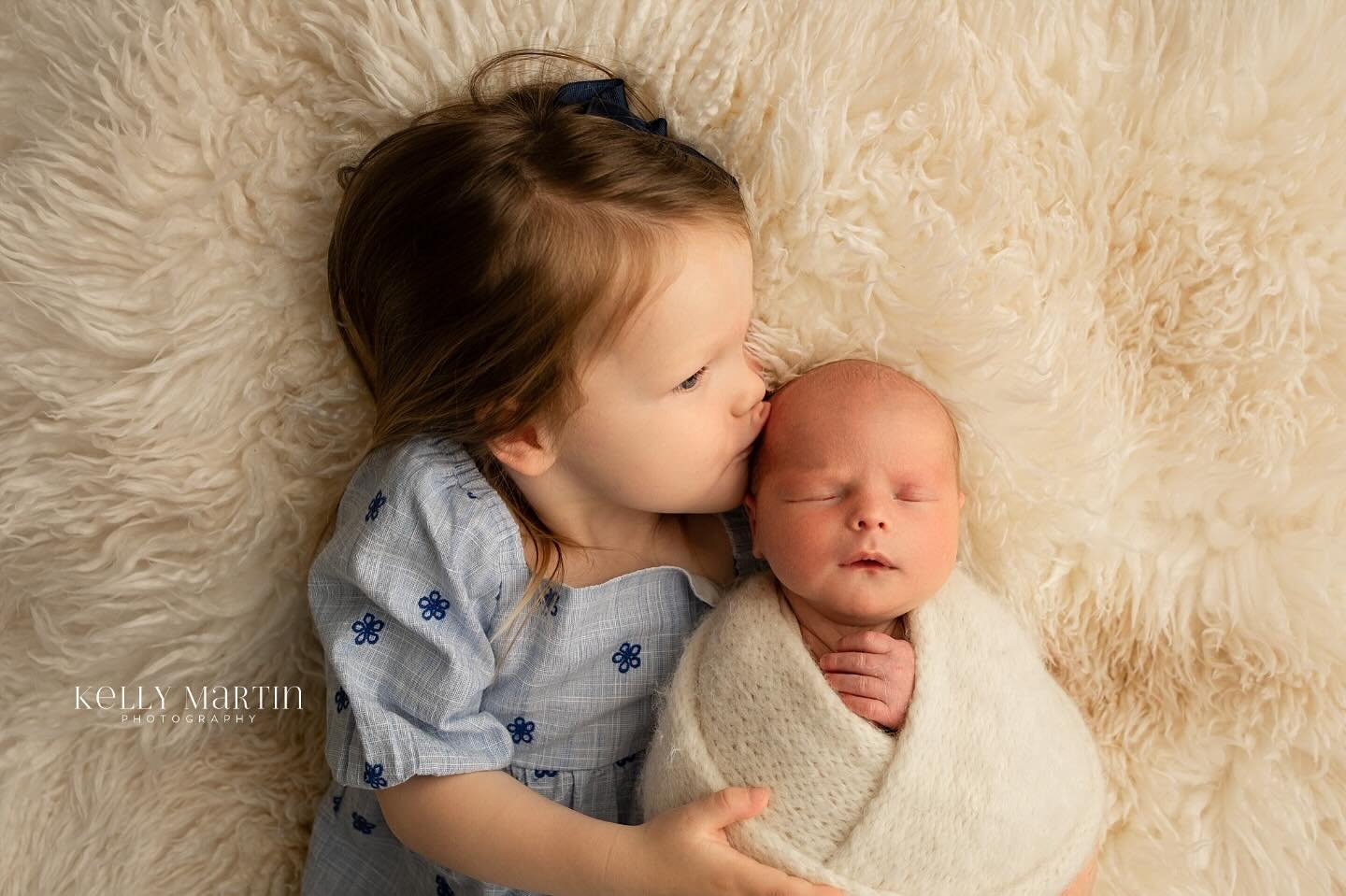 Her little lips 😍#kellymartinphotography #indianapolisnewbornphotographer #zionsvillenewbornphotographer #zionsvillephotographystudio