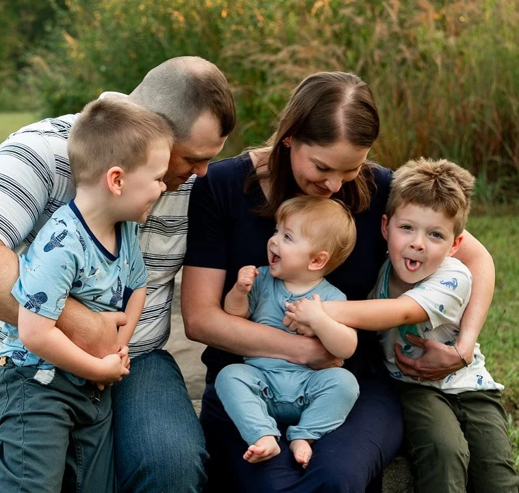 In case you were wondering what a lot of boy energy looks like&hellip;.🤣#kellymartinphotography #indianapolisfamilyphotographer #zionsvillefamilyphotographer