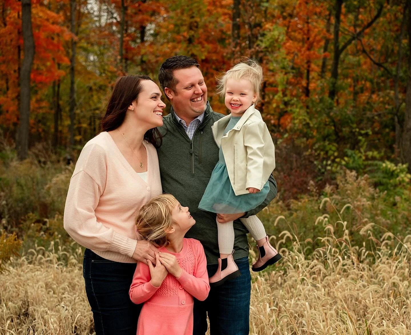 Last night it was all boys&hellip;.tonight all girls 😀  Lots of sweet girl energy from this crew!  #Kellymartinphotography #indianapolisfamilyphotographer #zionsvillefamilyphotographer