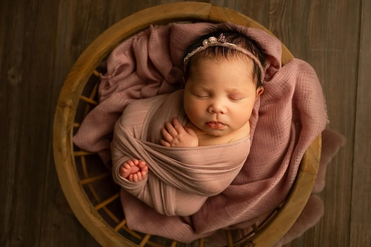 Many of you know and many of you don&rsquo;t know but I lost my business Facebook page last July.  After 6 months of trying and hoping I could retrieve it, it became evident it was not going to happen.  1,000 followers were Poof gone! Anyway - I have