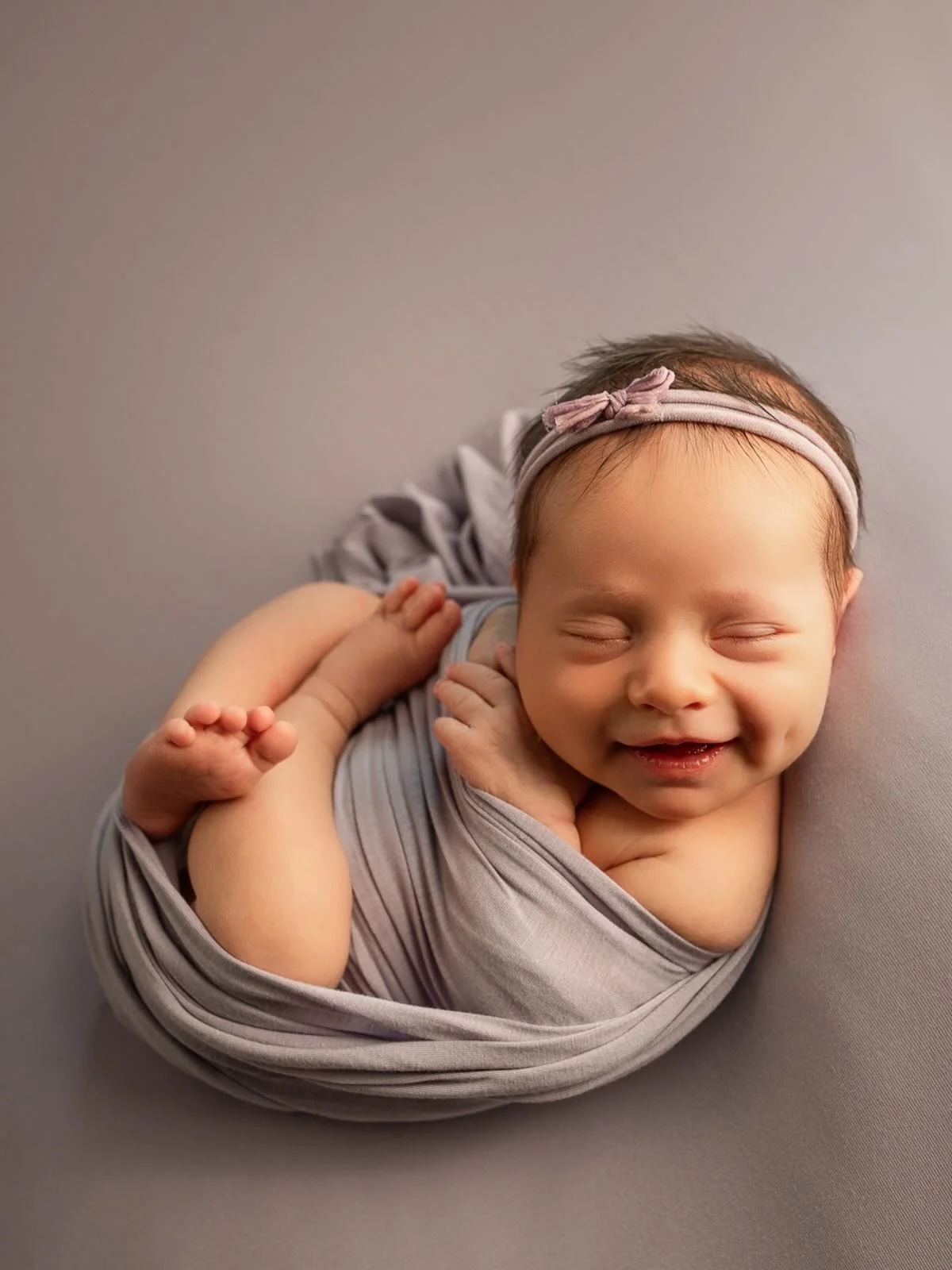 Dimples! 🥰 #kellymartinphotography #indianapolisnewbornphotographer #zionsvillenewbornphotographer