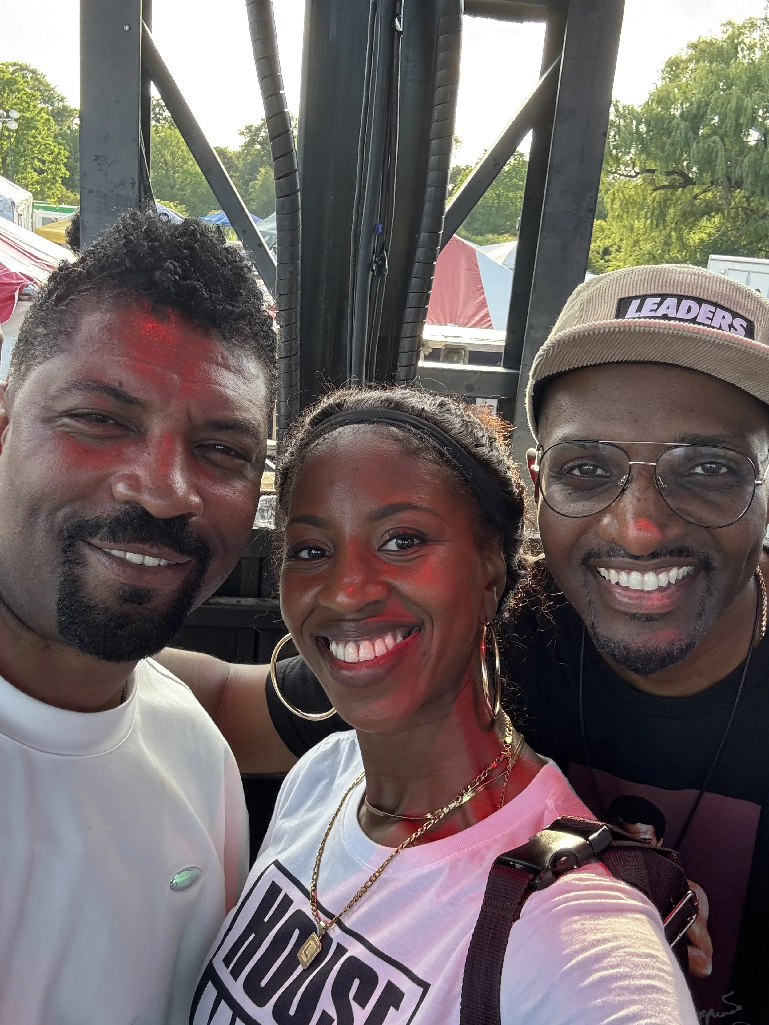  Deon Cole, Lyric Jones &amp; J.Ivy 