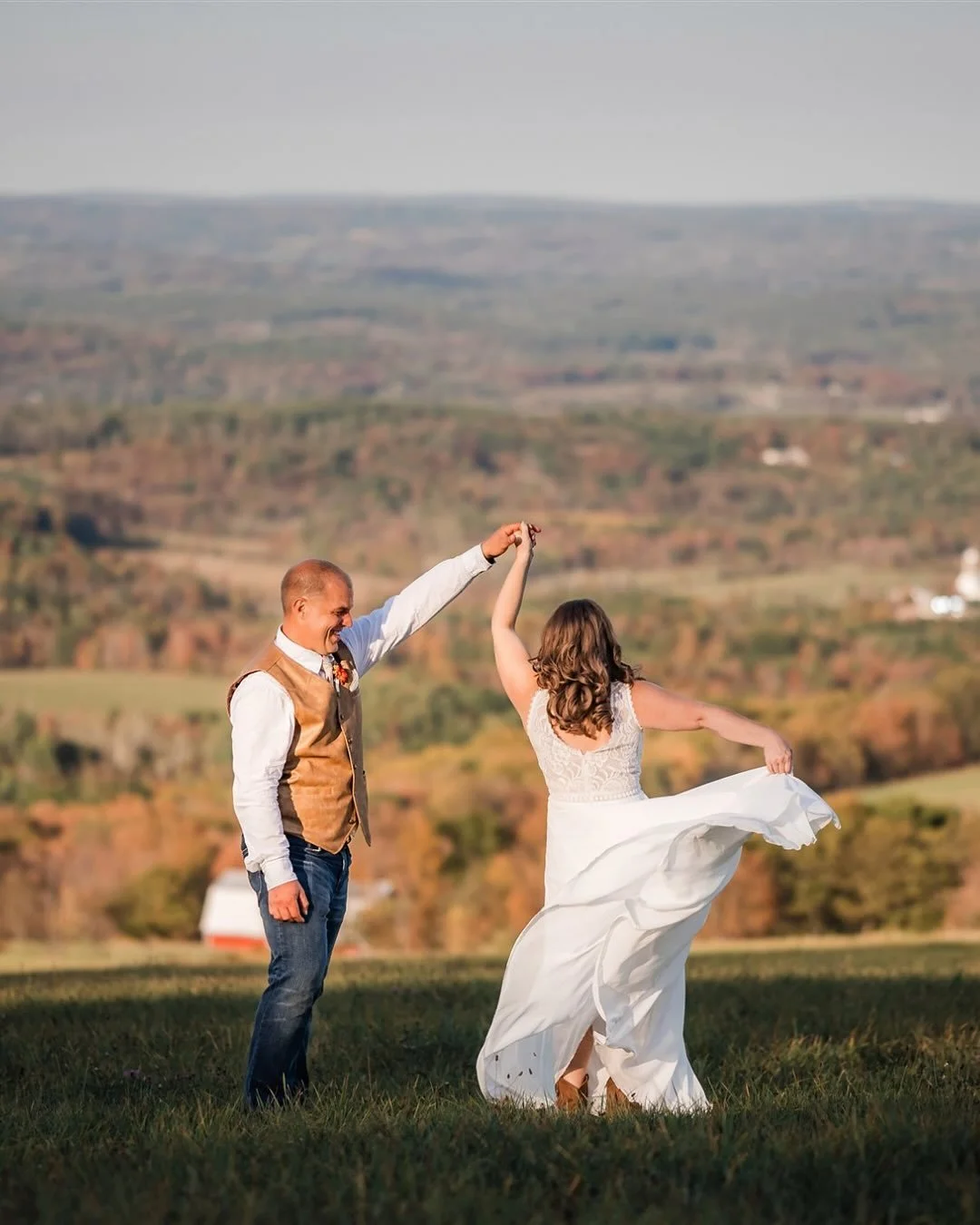 Amy and Eric&rsquo;s wedding was something special ✨ A perfect fall day on their family&rsquo;s farm in the beautiful Catskills, full of love, laughter, and the kind of warmth that lingers long after ❤️

#CatskillsWeddingPhotographer #LoveInTheCatski