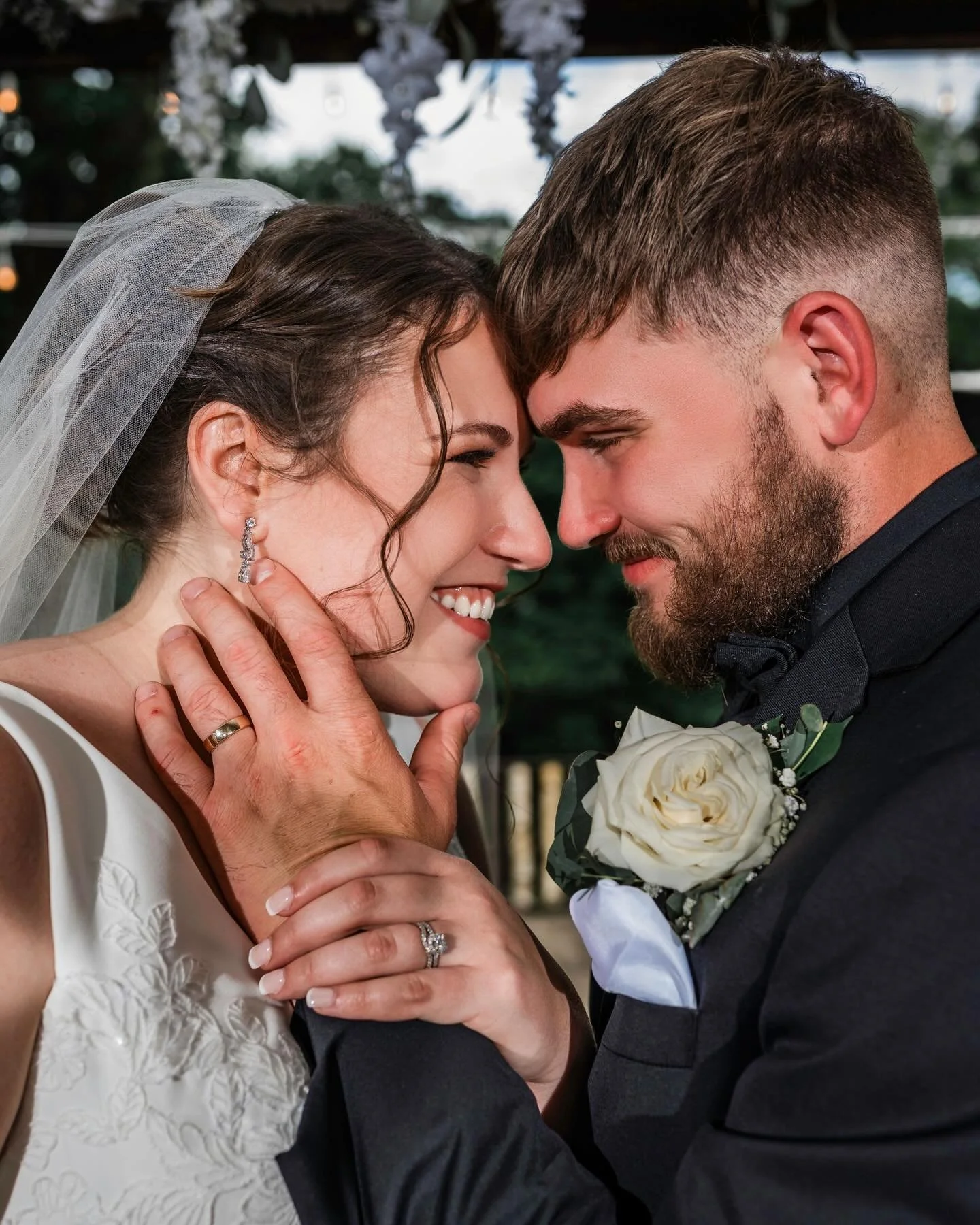 I&rsquo;m so excited to share that my team is growing 🤍
Mary had photographed weddings with me for four seasons! and if you&rsquo;ve ever been part of a Kalz Photography wedding day, chances are you&rsquo;ve felt her presence,calm, capable, and pret