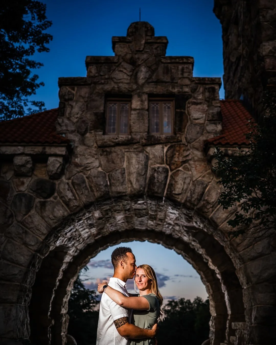 I LOVE engagement sessions. Like&hellip; truly love them.

Not just because you&rsquo;ll walk away with beautiful photos of you and your person (though yes, that part is pretty amazing).

But because this is where everything starts to feel easy.

Mos