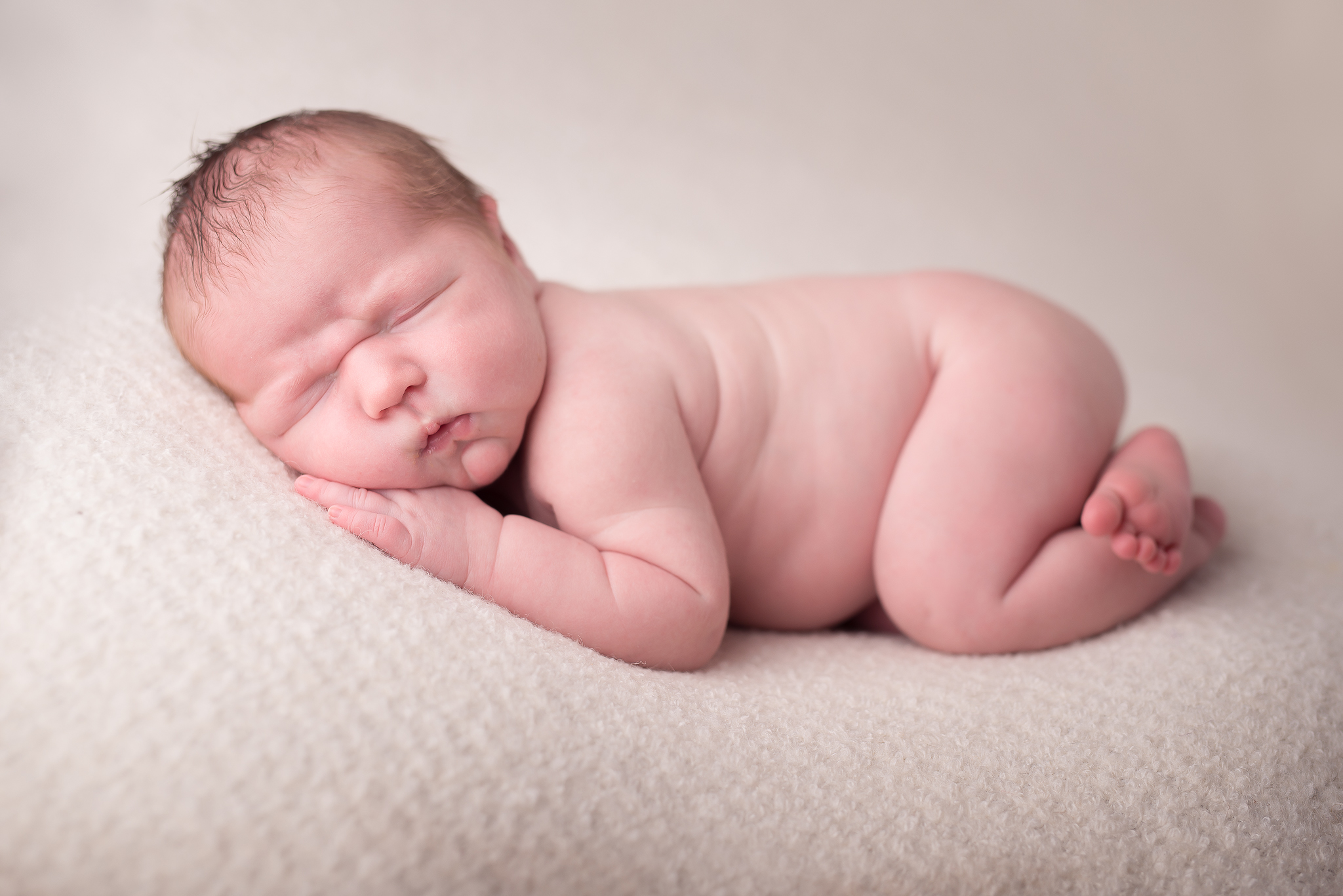 Newborn164NaomiLuciennePhotography062018-Edit.jpg