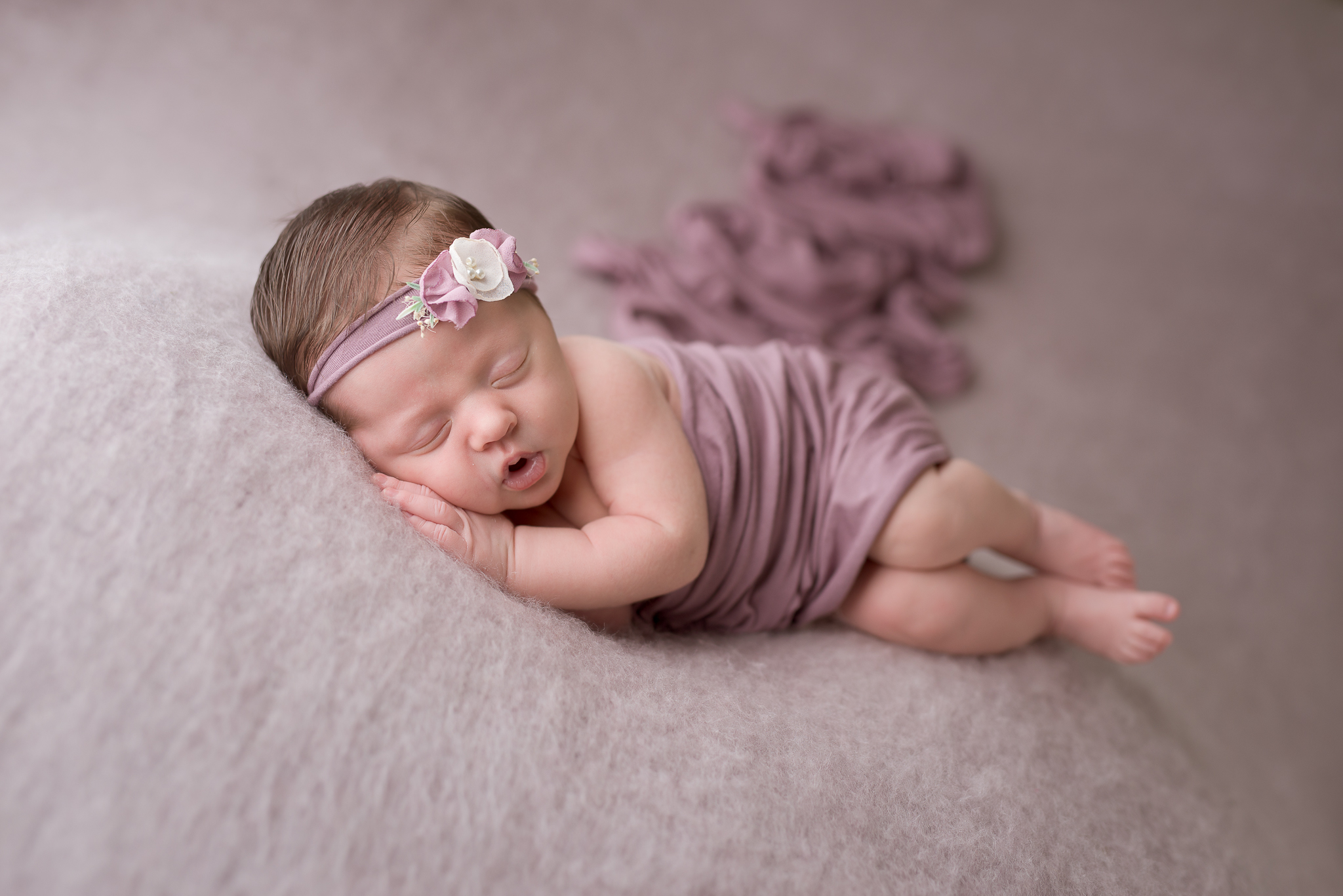 Newborn469NaomiLuciennePhotography092018-Edit copy.jpg