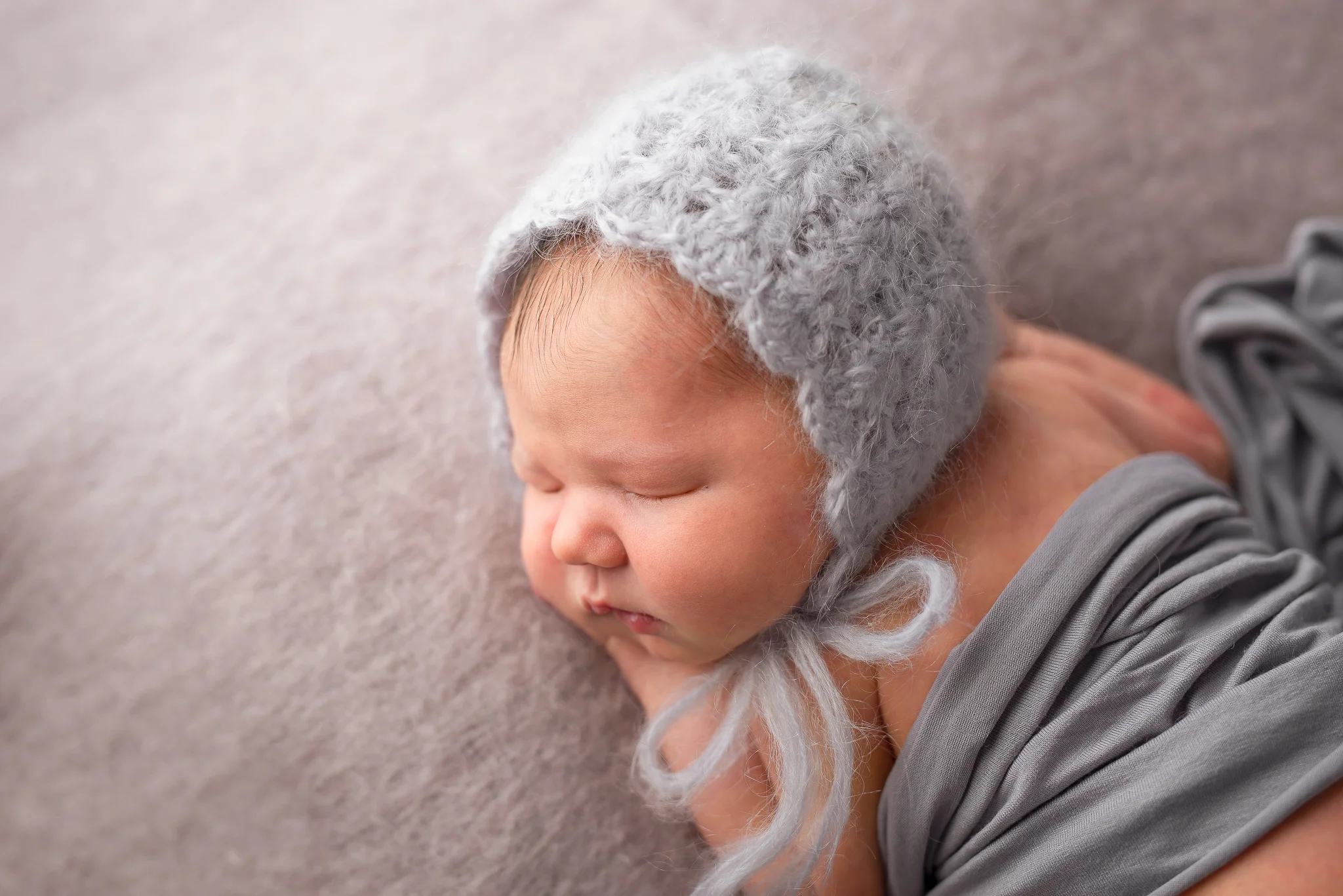 Newborn06NaomiLuciennePhotography102018-3-Edit.jpg