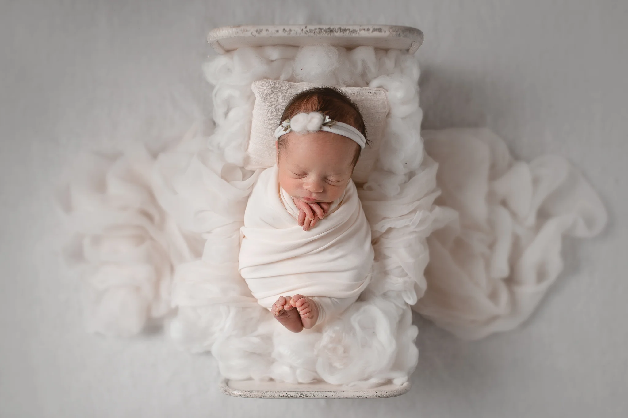 Newborn360NaomiLuciennePhotography032019-Edit.jpg