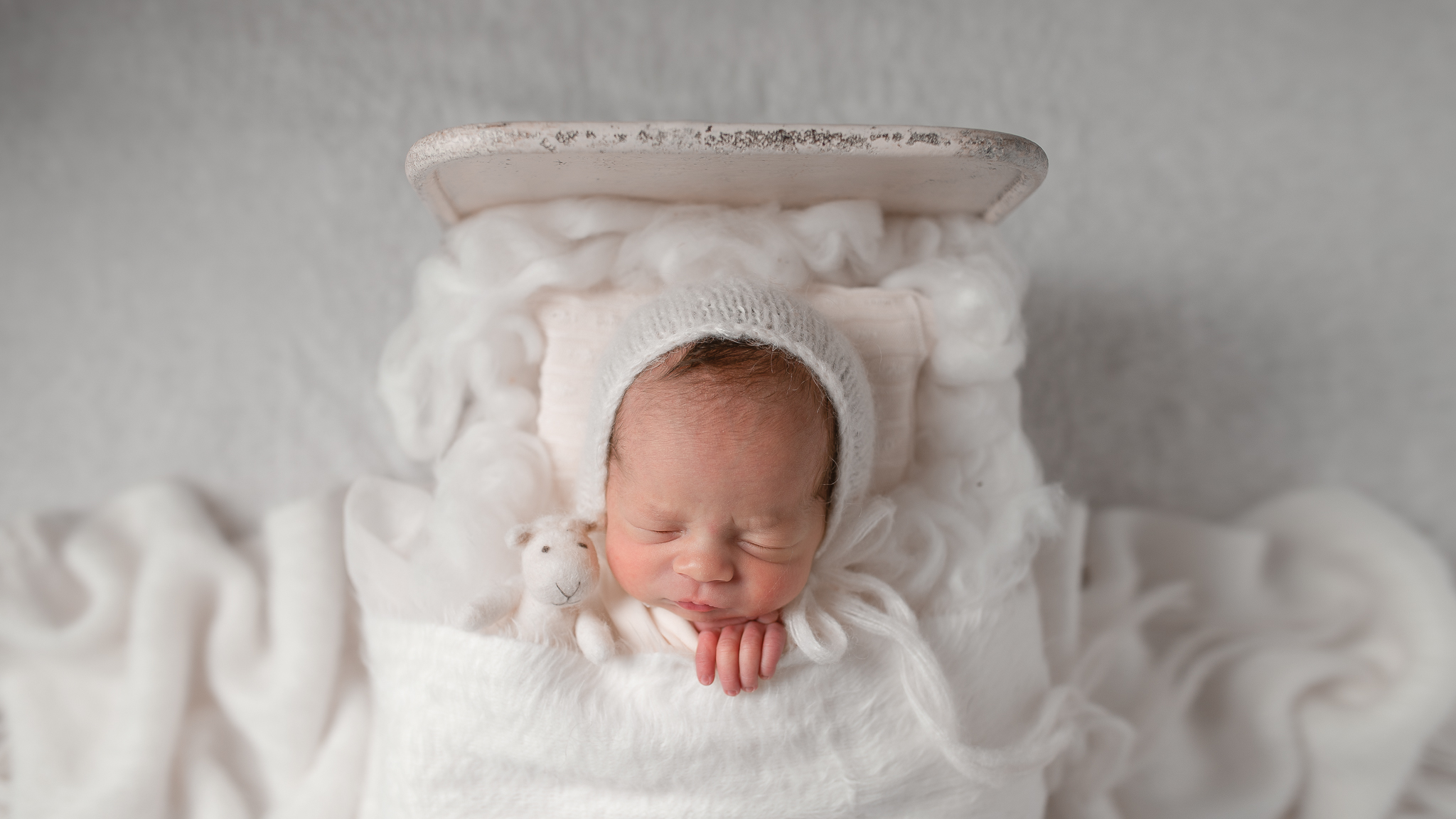 Newborn383NaomiLuciennePhotography032019-Edit.jpg