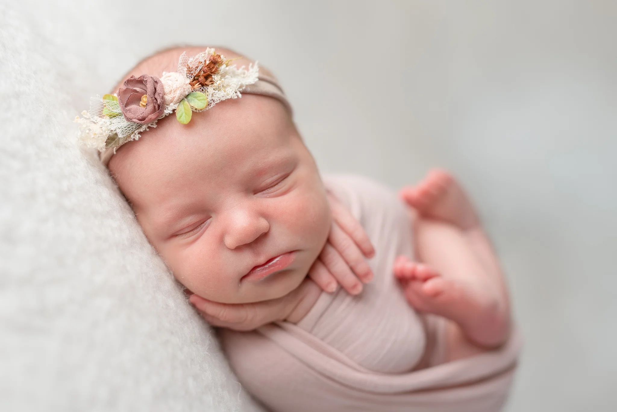 Newborn80NaomiLuciennePhotography032019-Edit.jpg