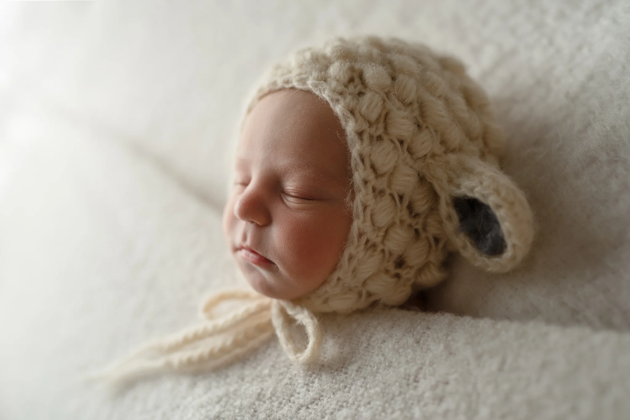 Newborn147NaomiLuciennePhotography032019-Edit.jpg