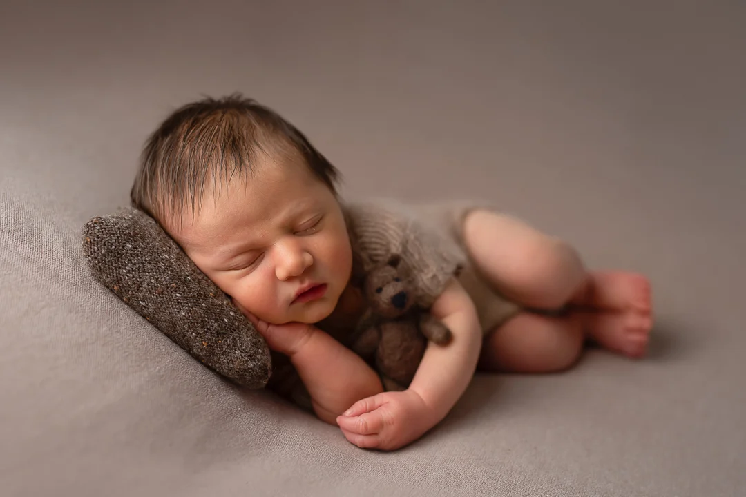 Newborn104NaomiLuciennePhotography042019-2-Edit.jpg