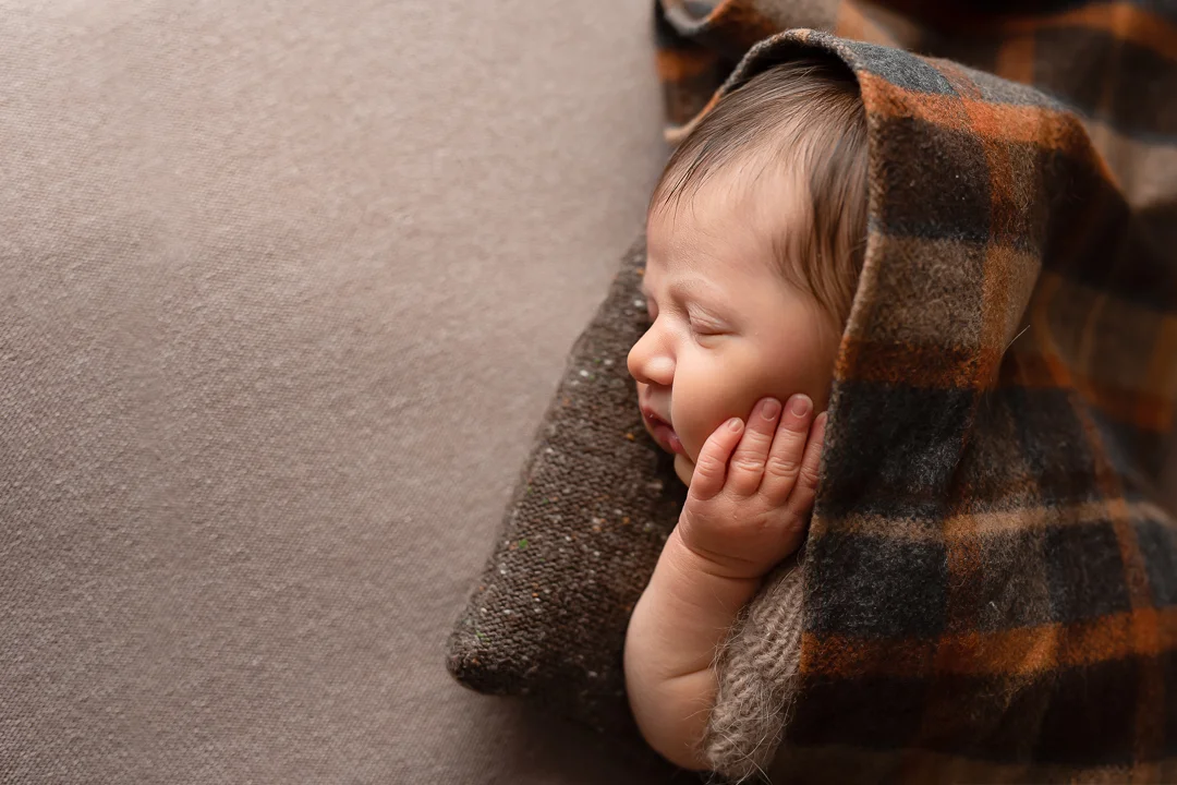 Newborn154NaomiLuciennePhotography042019-Edit.jpg