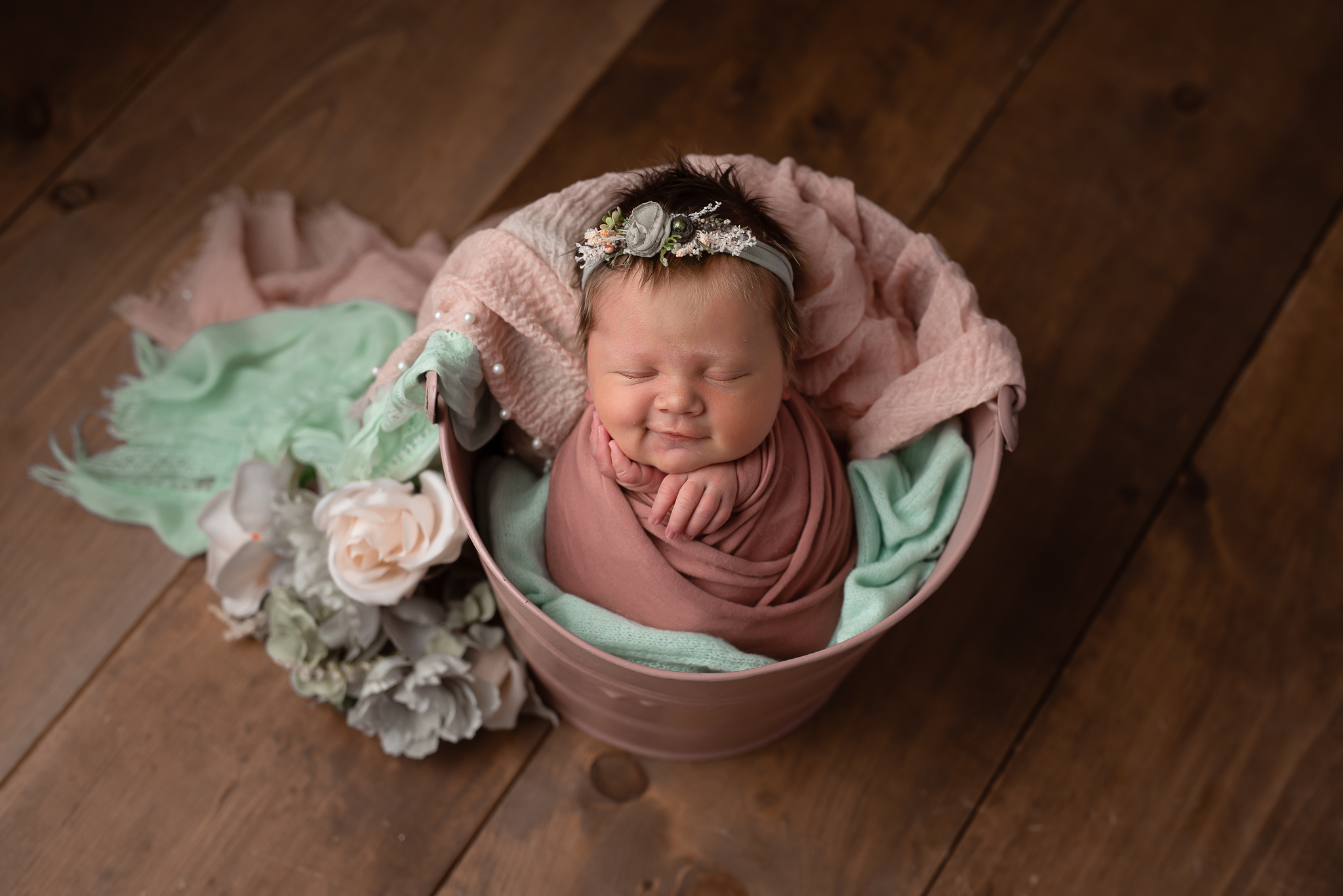 Newborn12NaomiLuciennePhotography062019-2-Edit.jpg