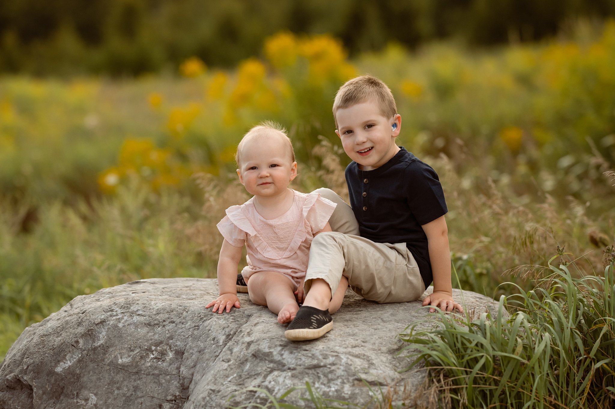 125 - MINI-SESSION- NAOMILUCIENNE - 20210827 - 1625 - Field and Flowers - Harloff.jpg