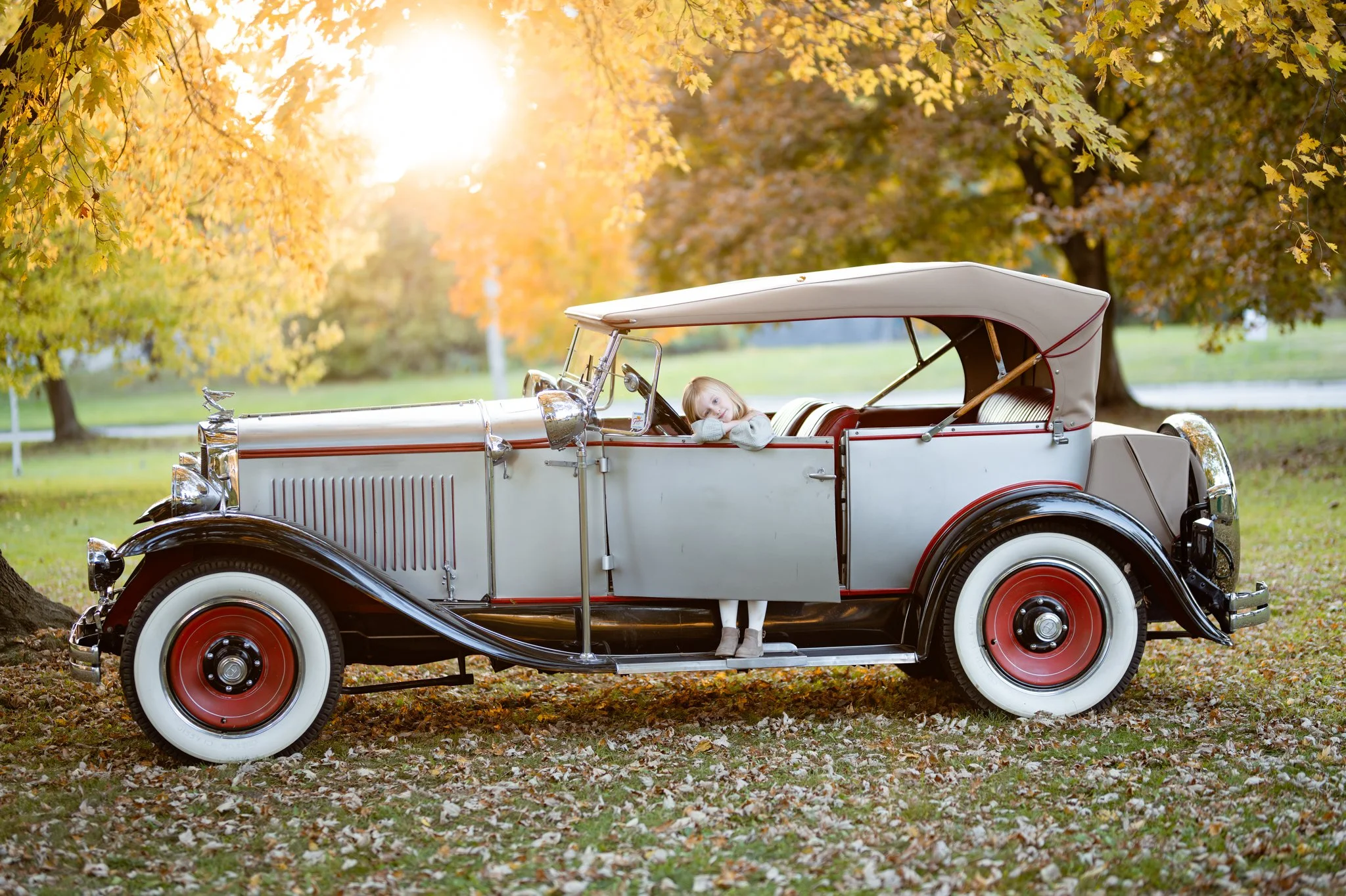 255 - FAMILY - NAOMILUCIENNE - 2024 - October - 20 - 17 - 48 - Butters.jpg