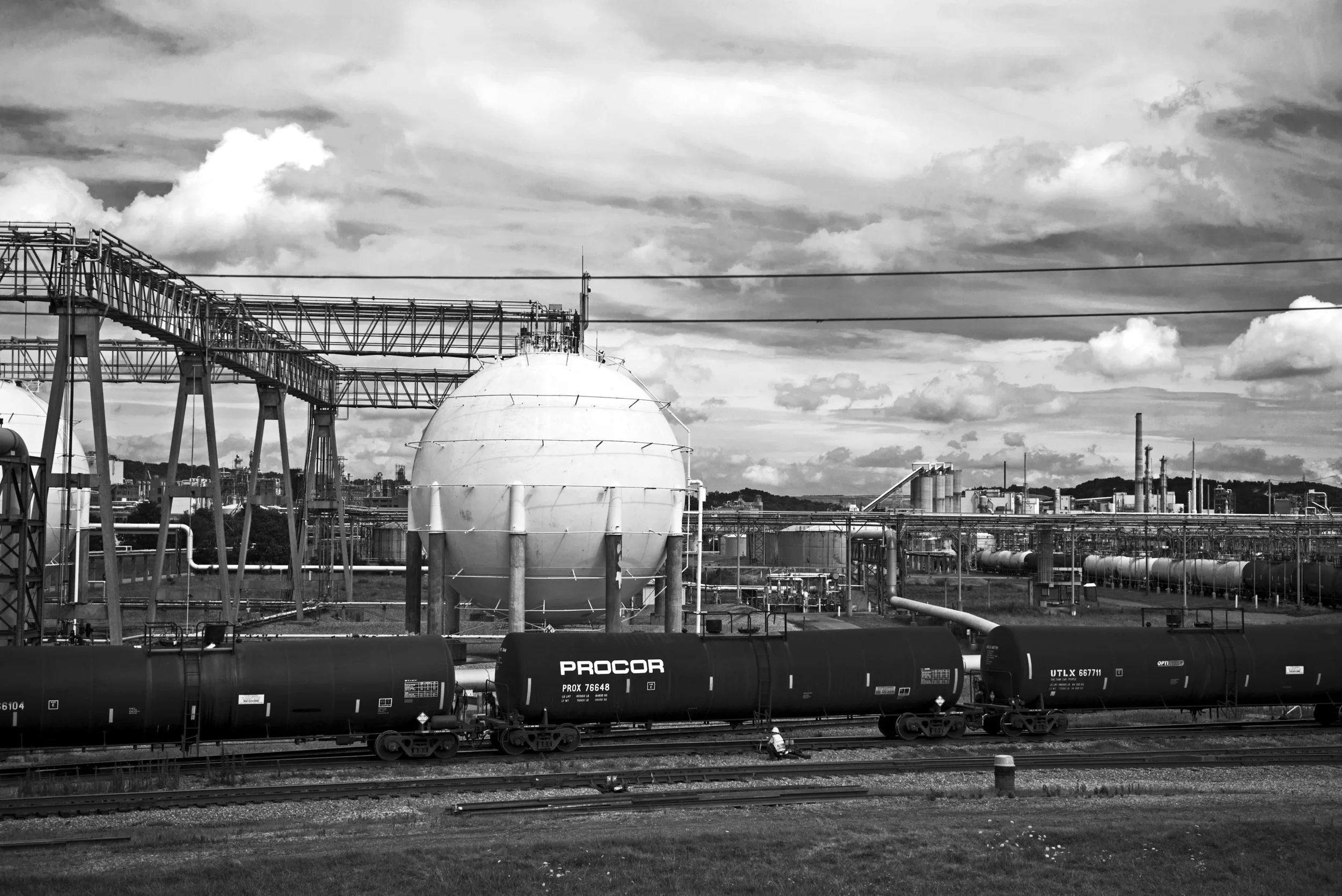 _K6H5758070914bw.jpg