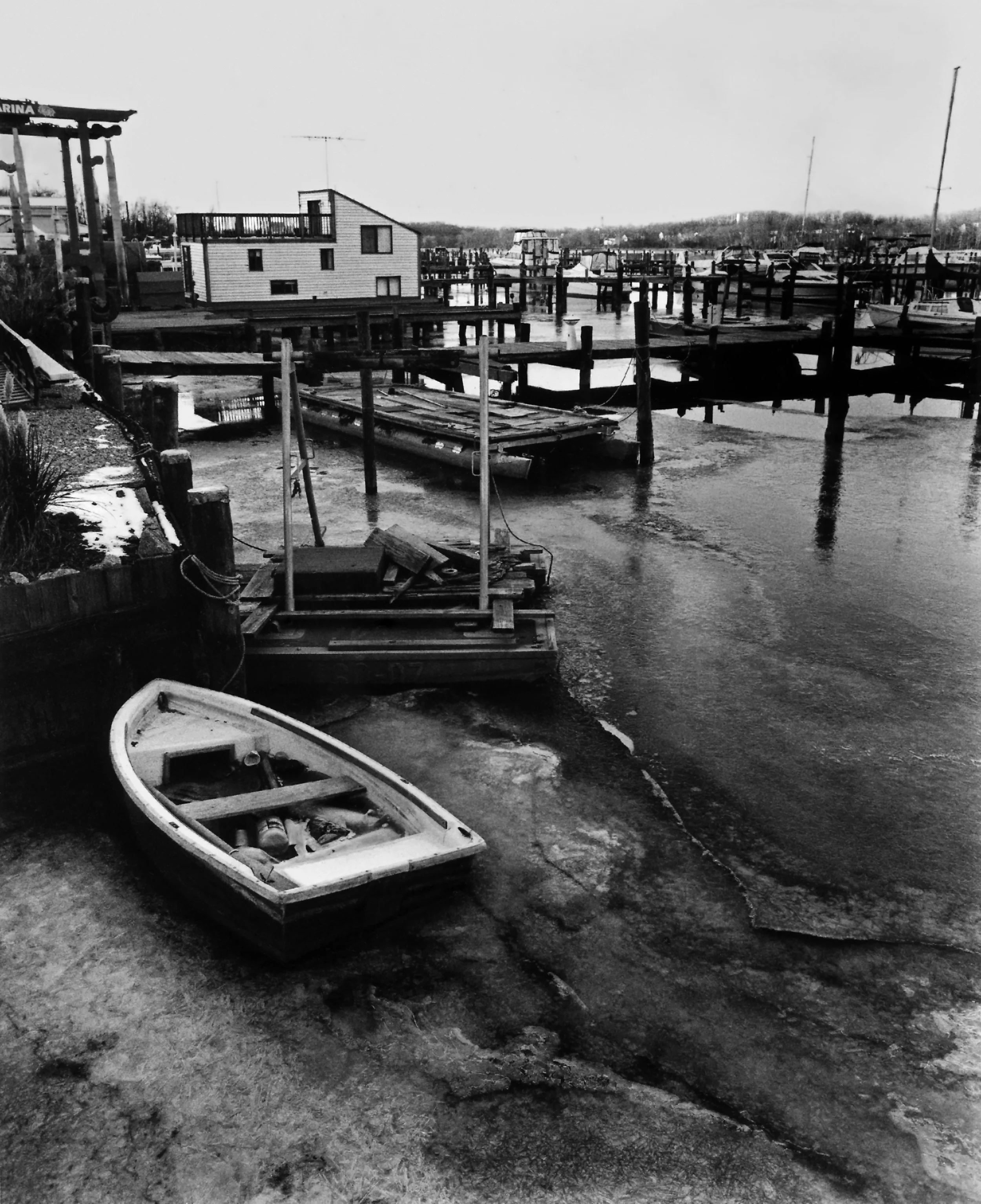 EZ Cruz Marina in the Winter