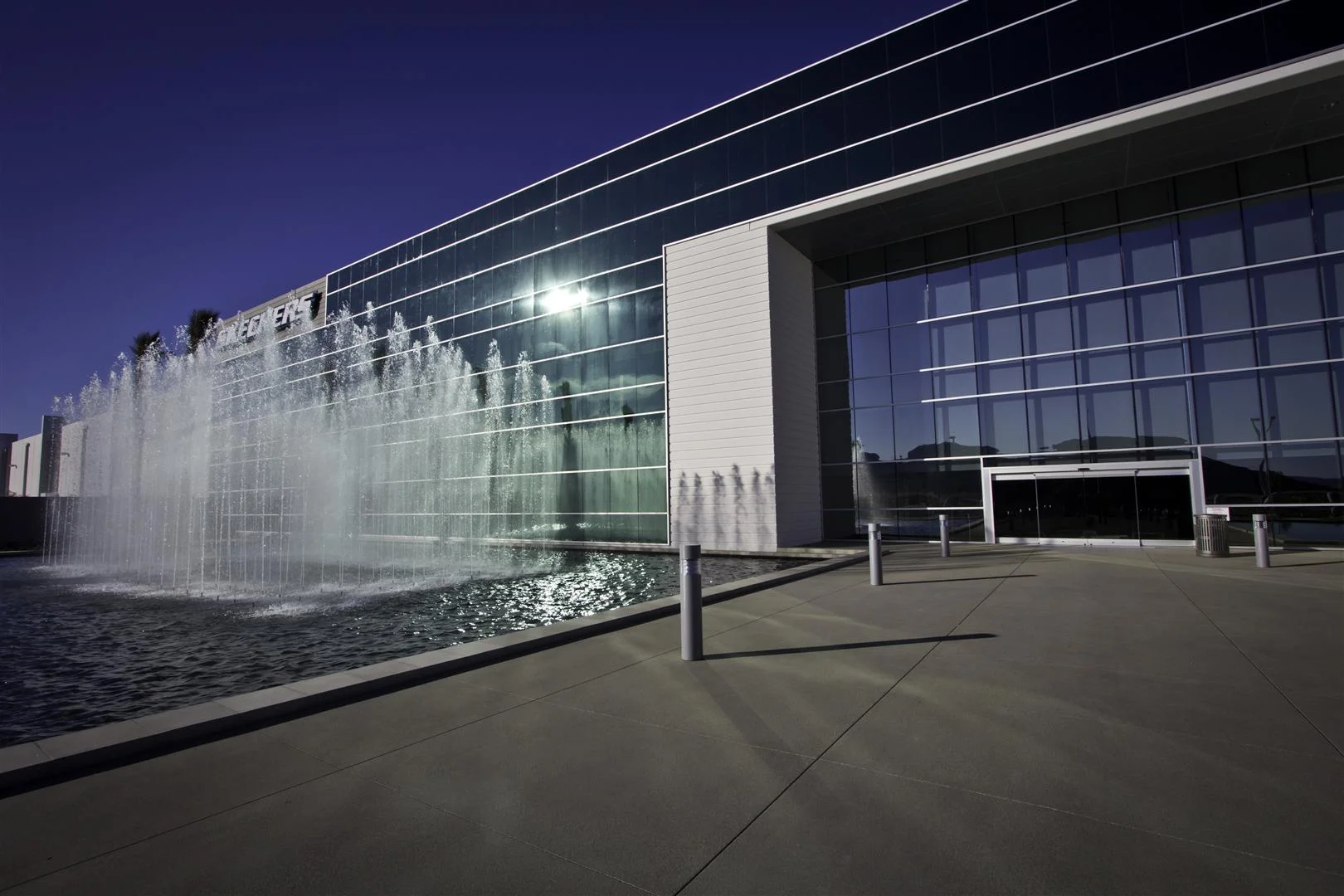 User Building Skechers — HPA Architecture