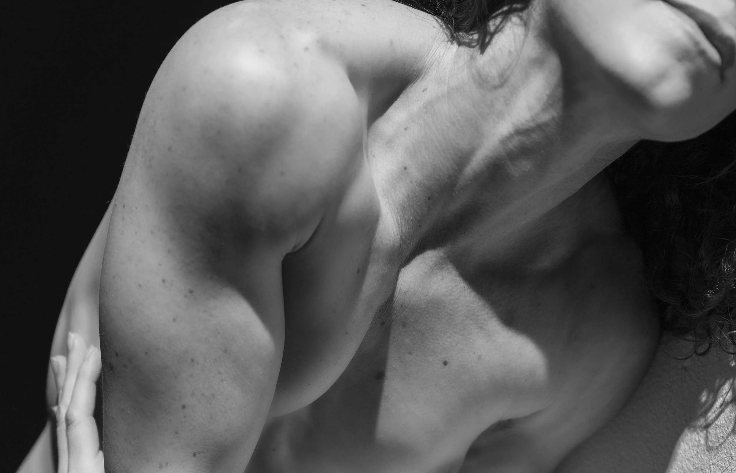 0A4A3681, BW1 Crop 1.jpg
