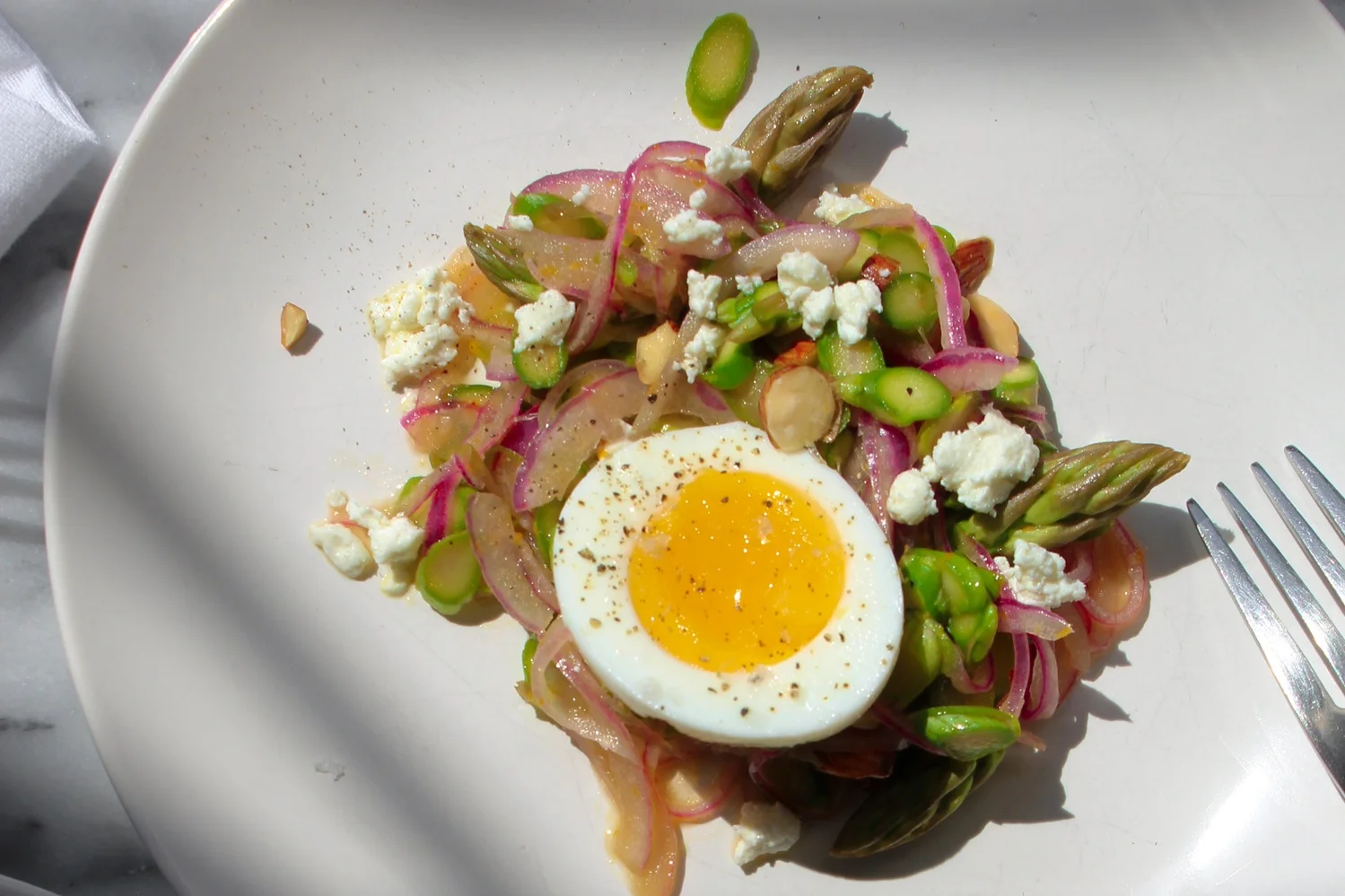 Marinated Asparagus, Red Onion &amp; Goat Cheese Salad