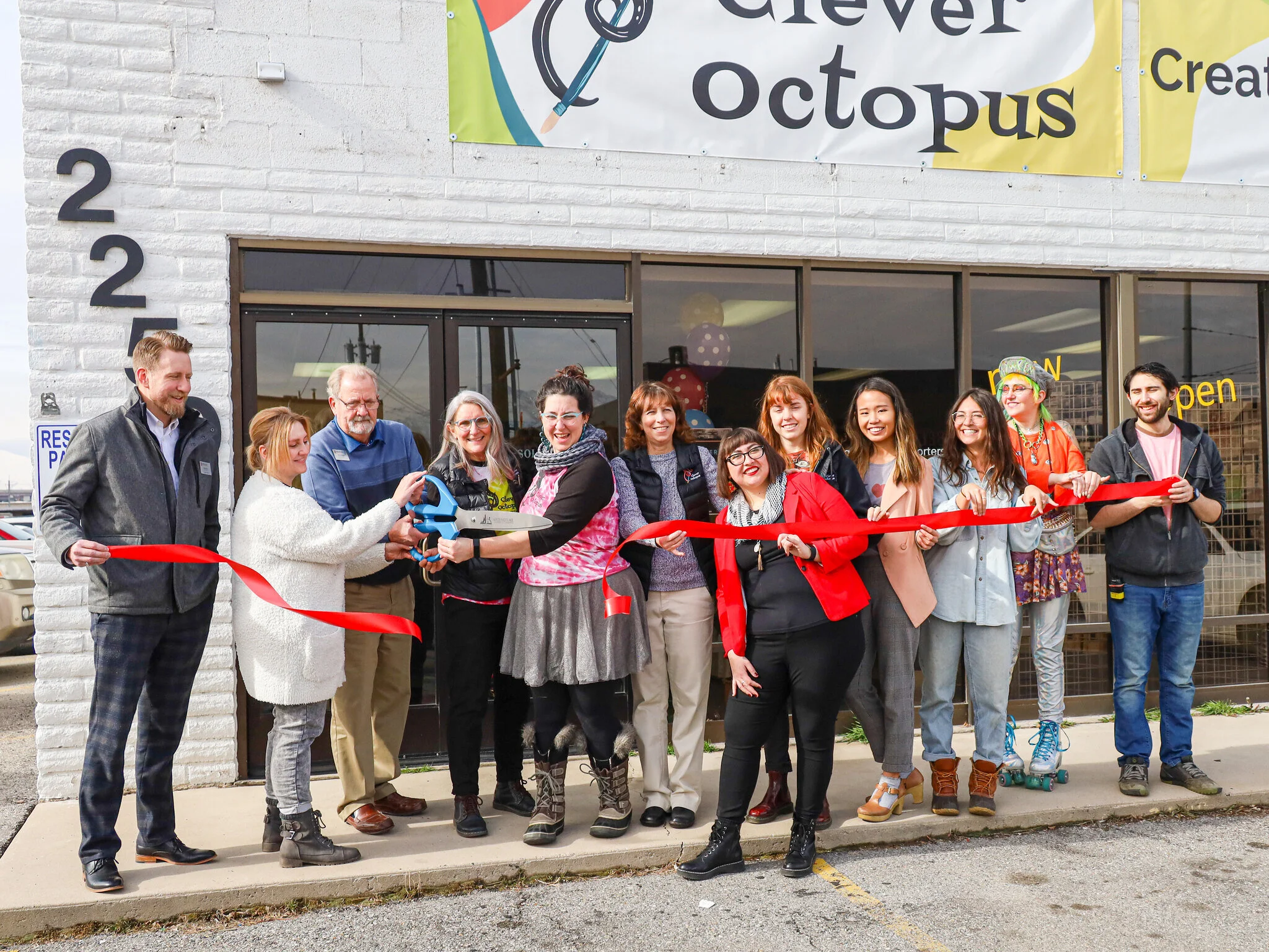 Clever Octopus Creative Reuse Center Celebrates New South Salt Lake Location with Ribbon-Cutting Ceremony 