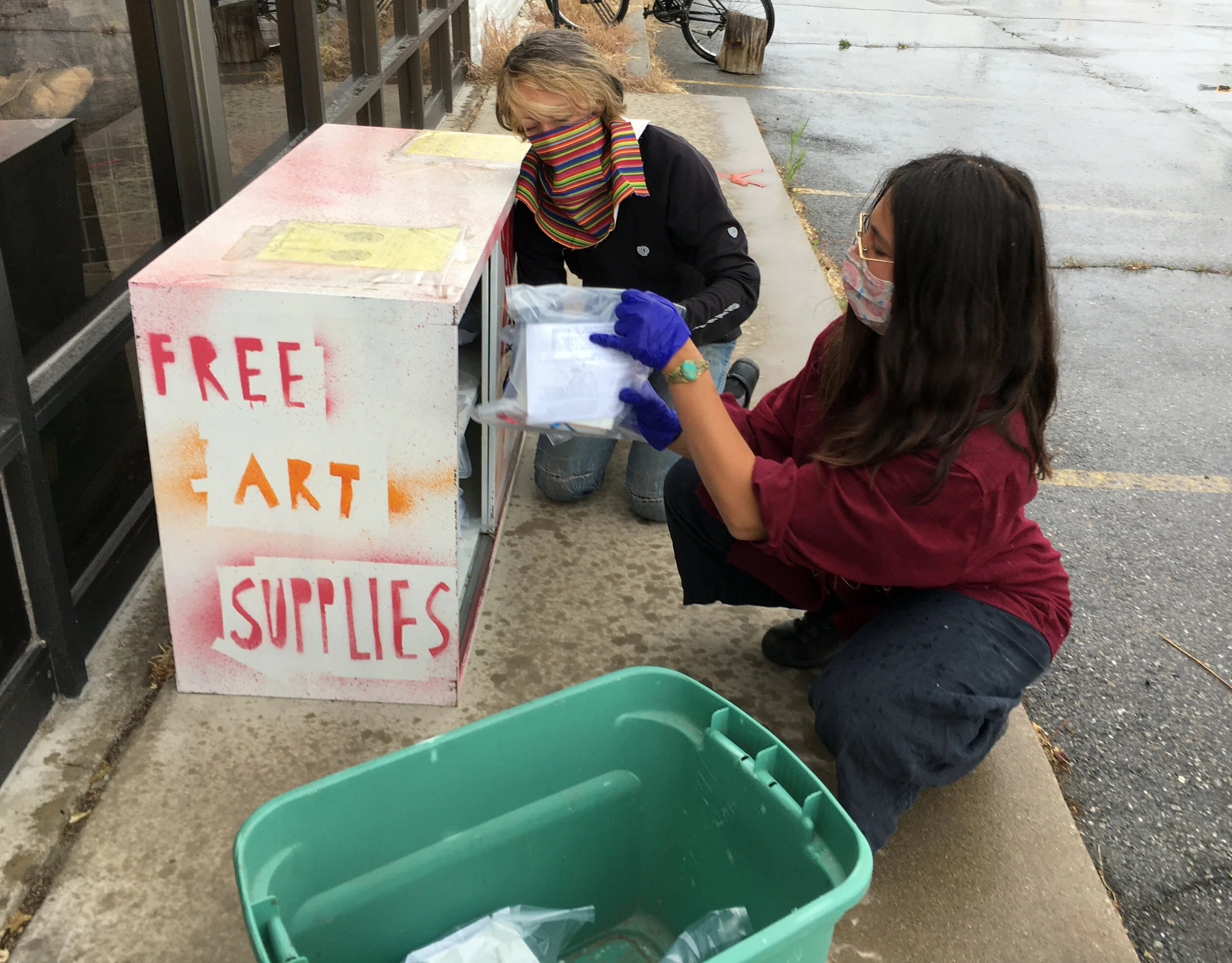 Clever Octopus Reimagines Pipette Tip Boxes