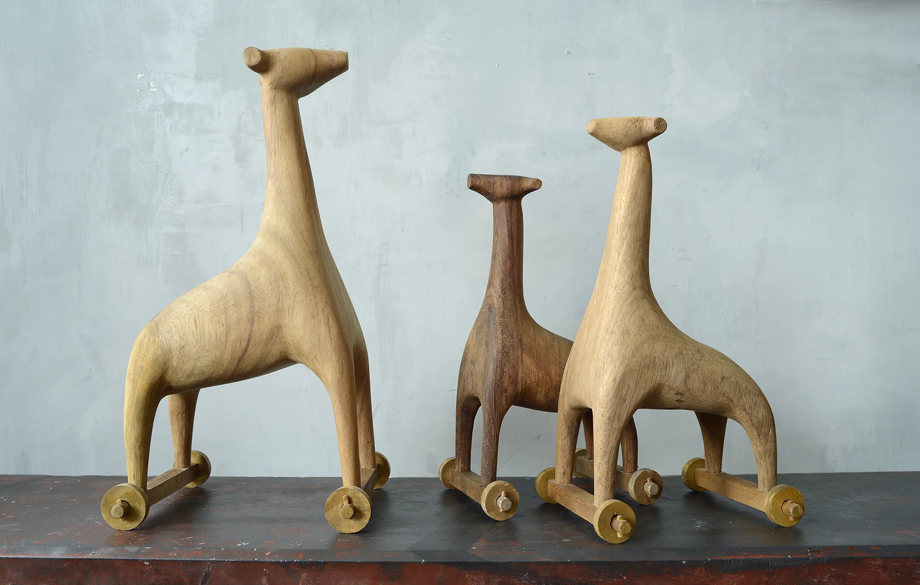3 giraffes 384 smaller.jpg