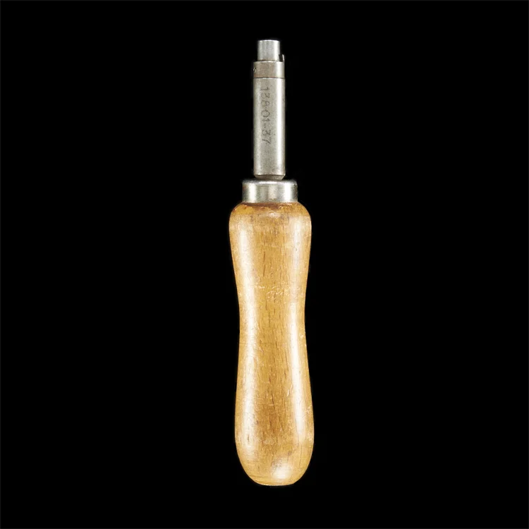 Tools_Austin Calhoon Photograph_107.jpg