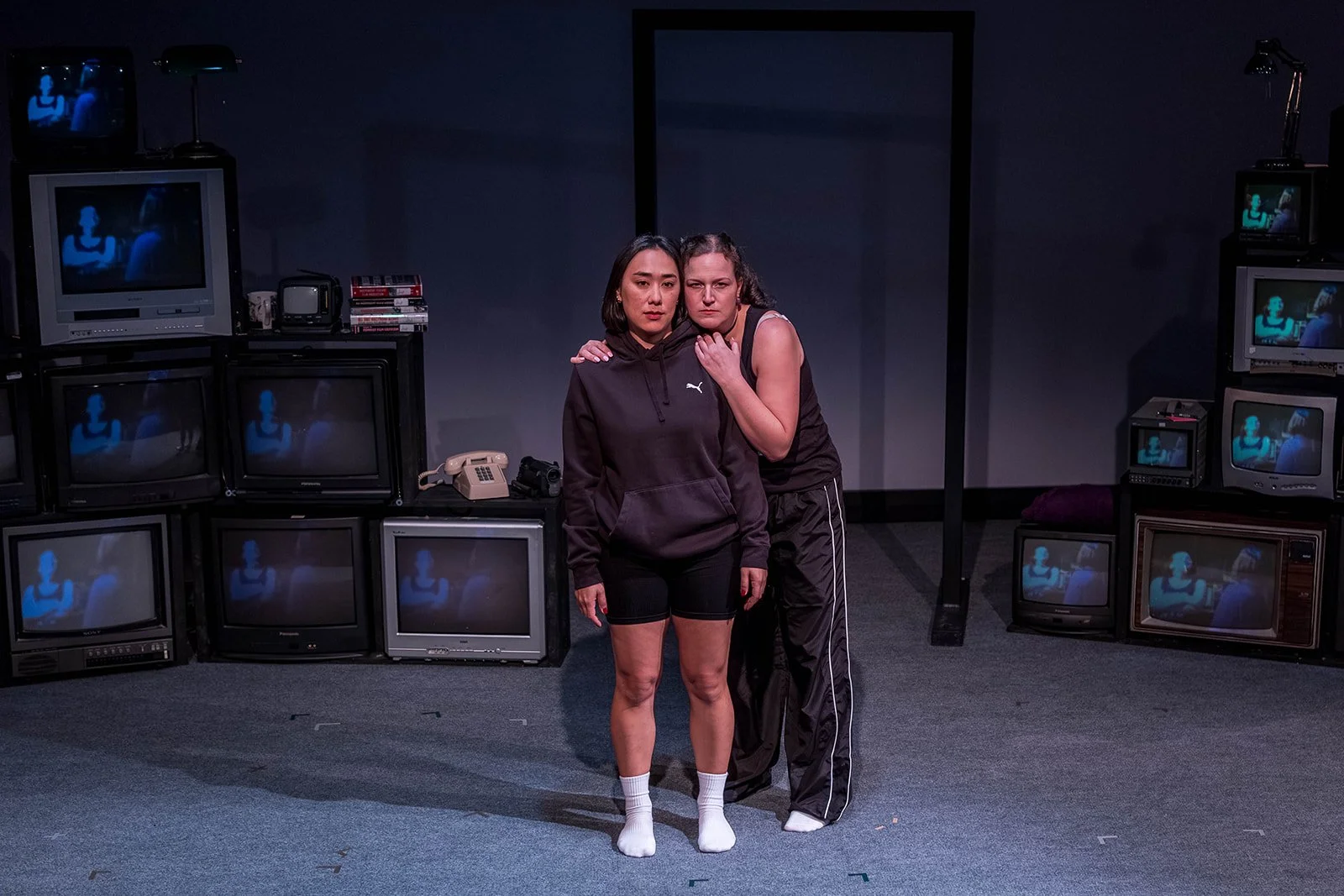 Zoë Laiz, Caroline Festa