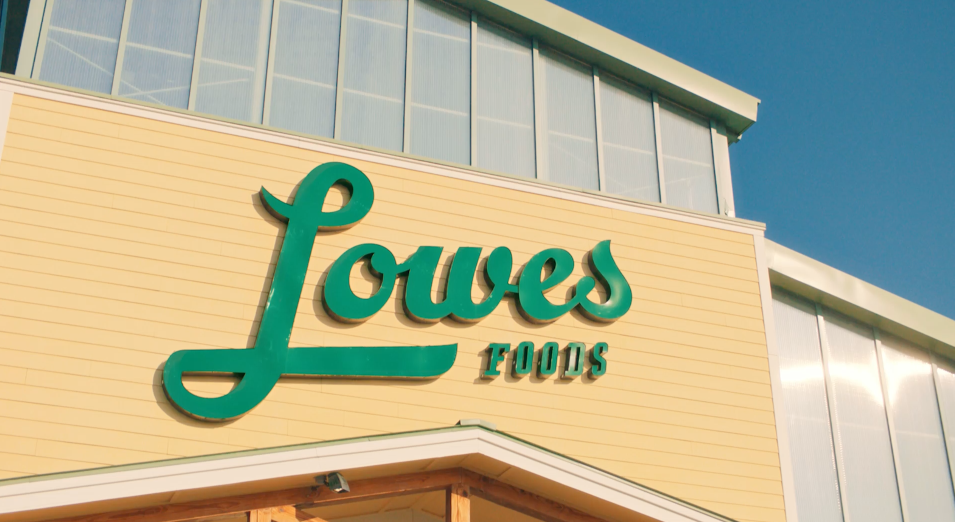 Lowes Foods - No One GAMEDAYS Like We Do - CARAVAN
