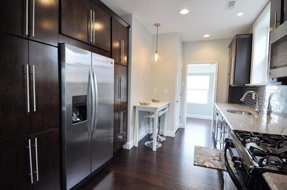 brown-engineered-hardwood_17609_1000.jpg