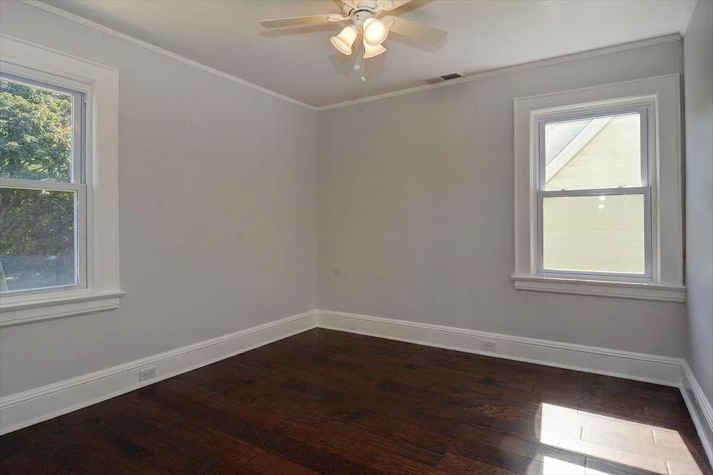 distressed-engineered-hardwood_26111_1000.jpg