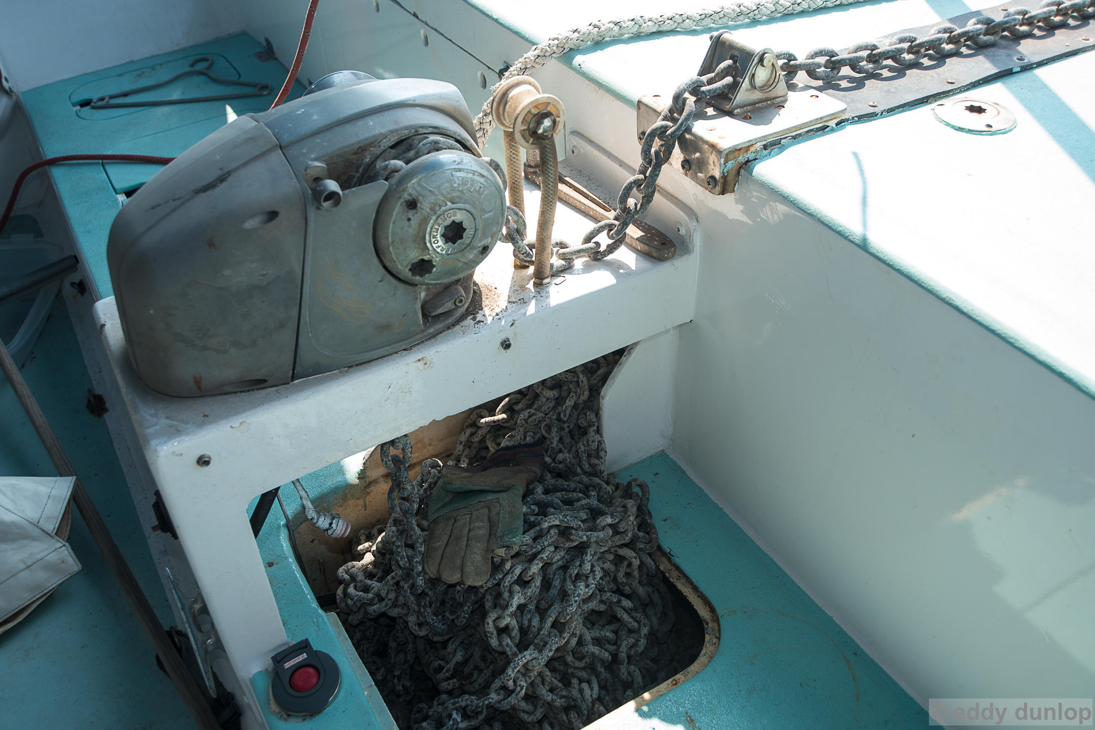 leads anchor winch shut off when not in use, to prevent chain from galvanic corrosion.