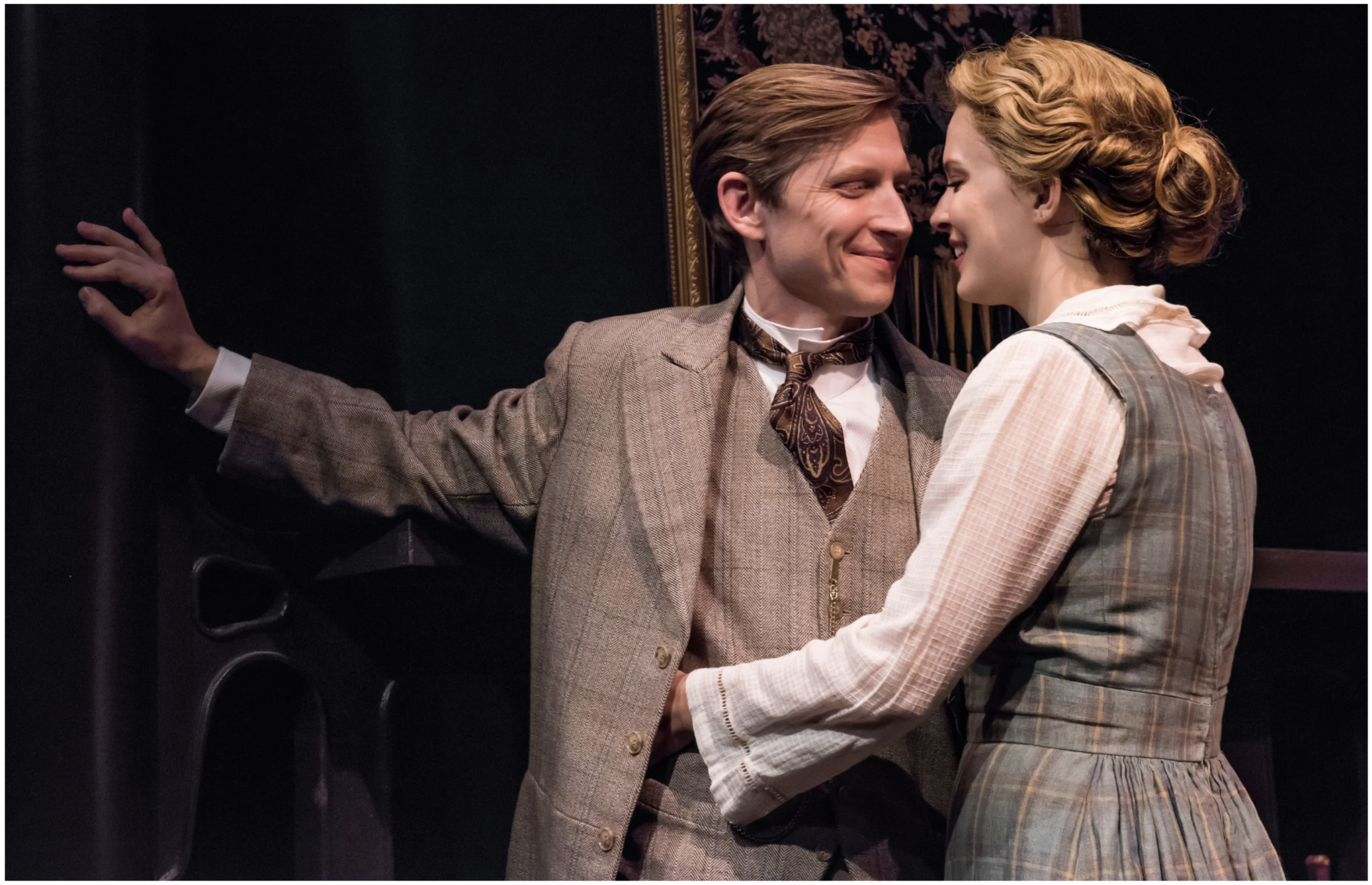 HINDLE WAKES (Mint Theater)