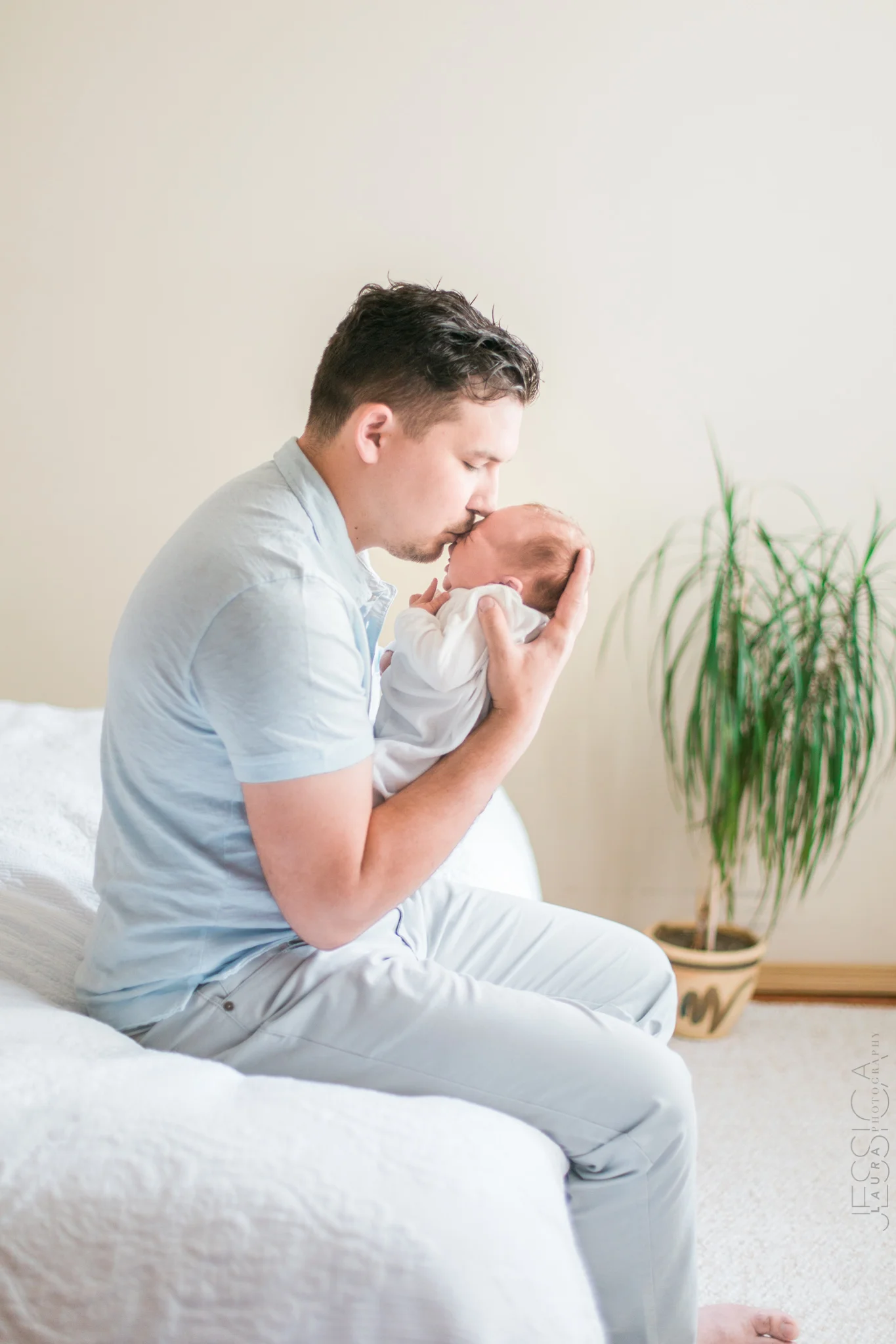minayev-homeshoot-websize (57 of 79).jpg