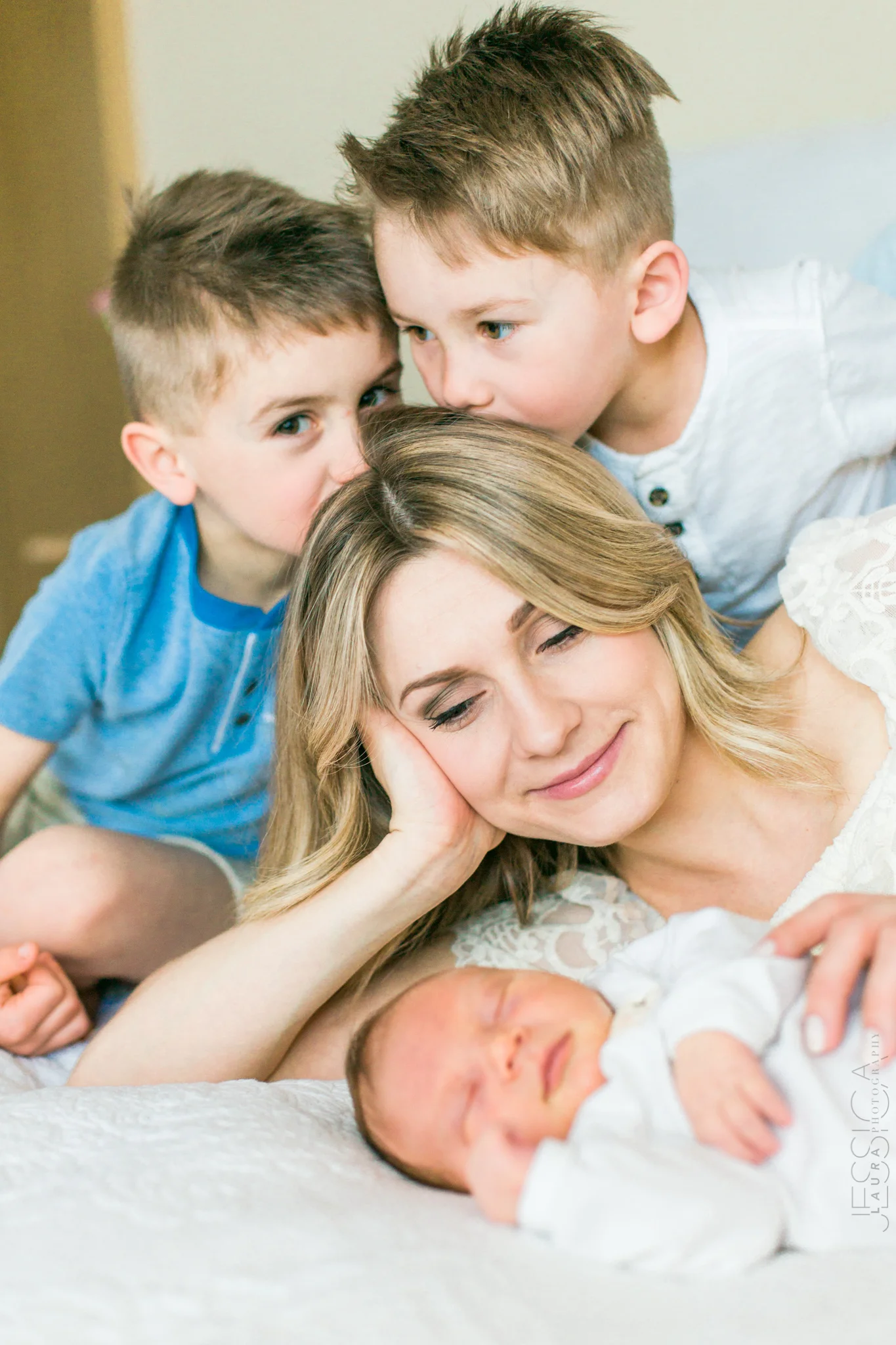 minayev-homeshoot-websize (71 of 79).jpg