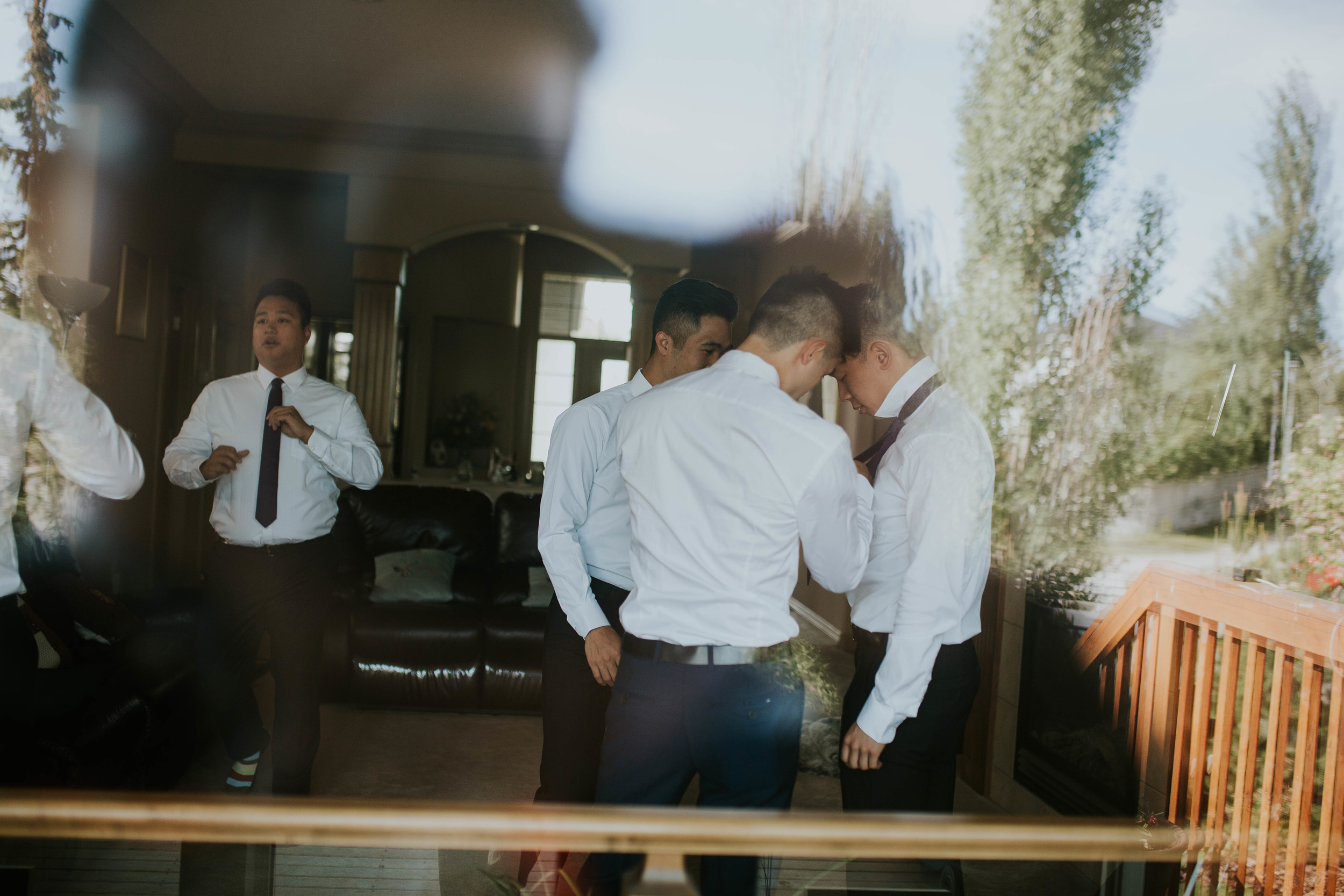 Groom Getting Ready12.jpg
