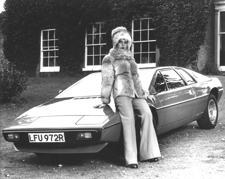 Lotus_Esprit_S1_1977.jpg