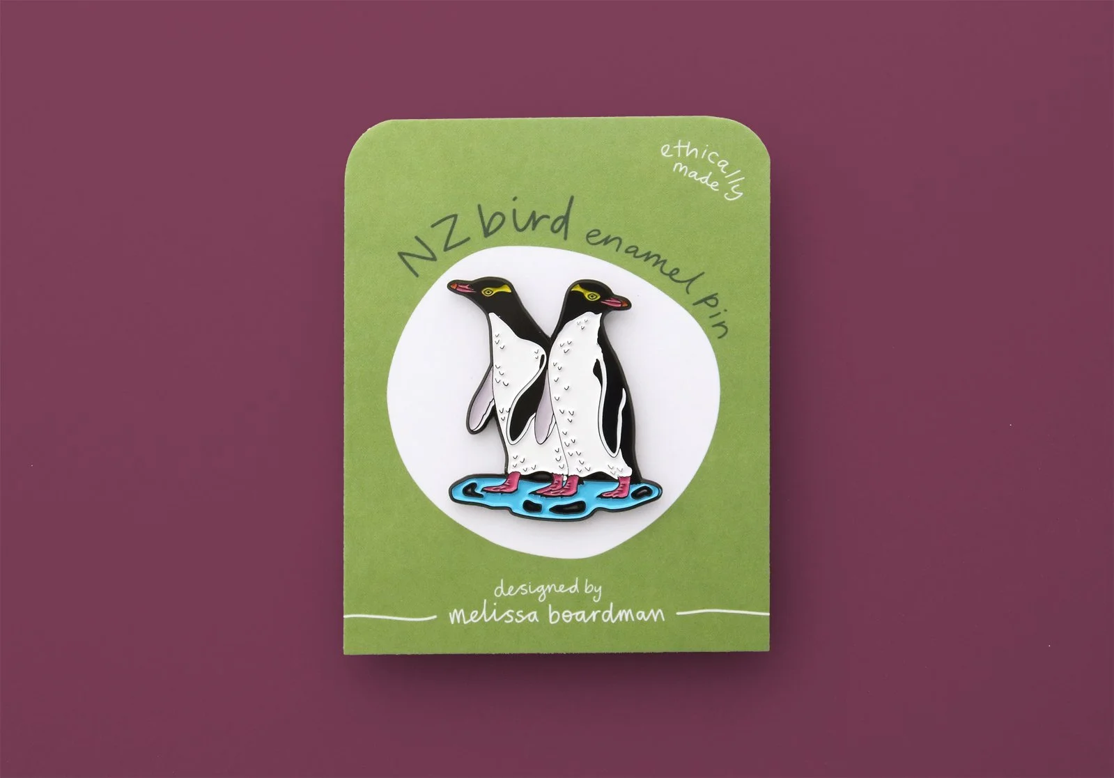 Hoiho / yellow-eyed penguin pair | NZ bird enamel pin