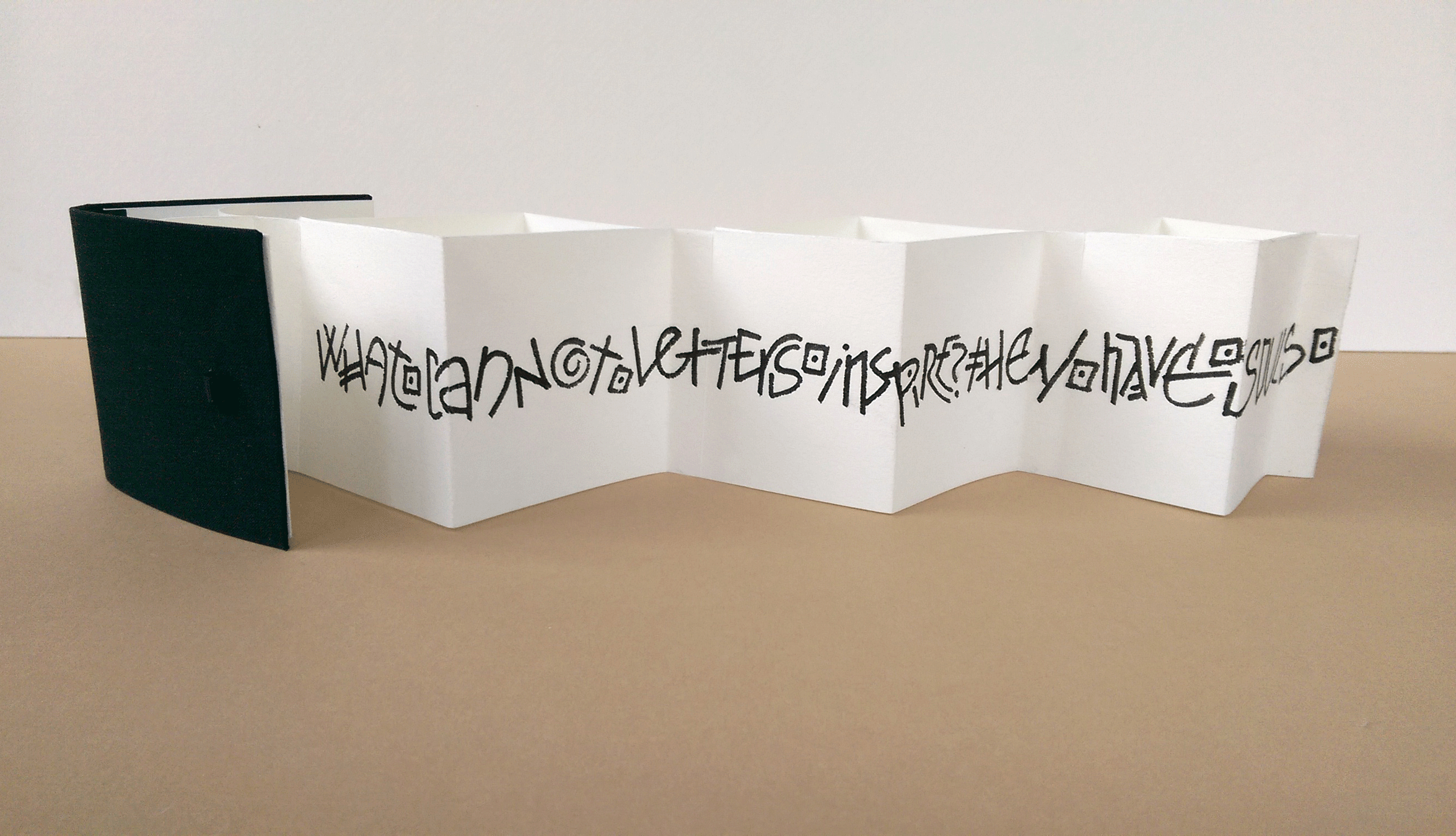 Lee_LettersInspire_1view2fullyopen.gif