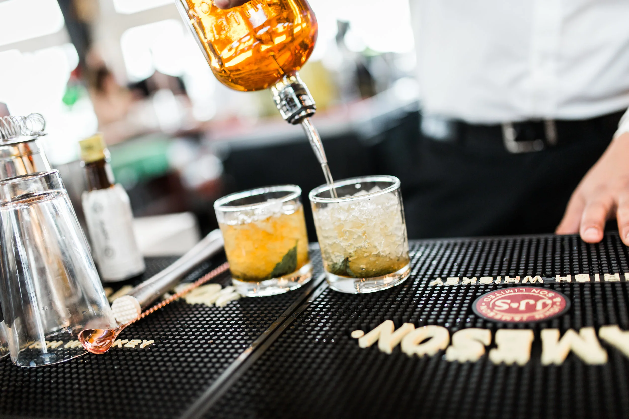 CocktailHour-27.jpg
