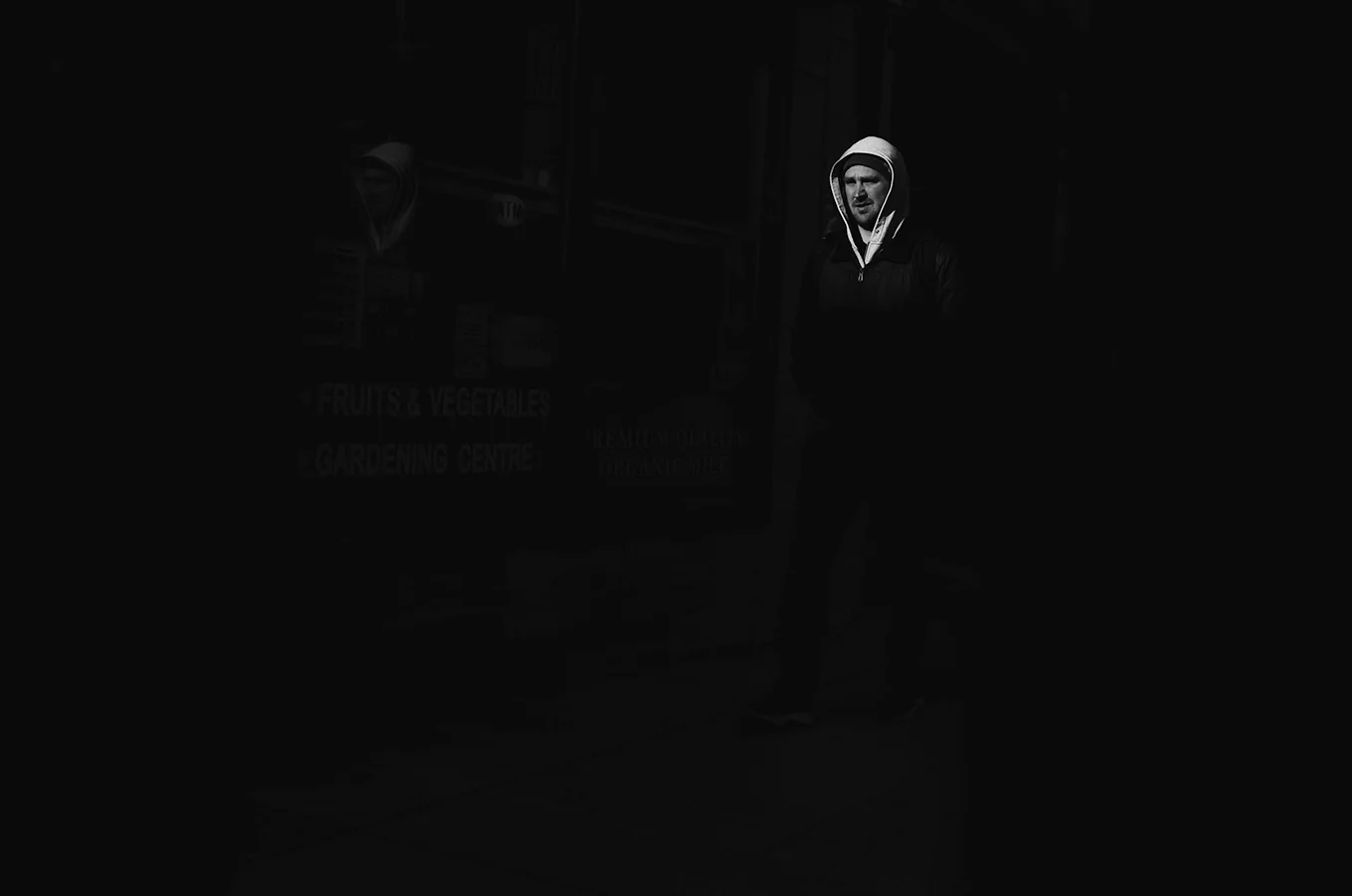Spots of light along Bloor Street West, Toronto - Fuji X-T10 + XF 18mm f2.0