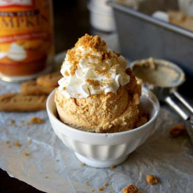 A Carb-Less Protein Shake (That Tastes Like Ice Cream)