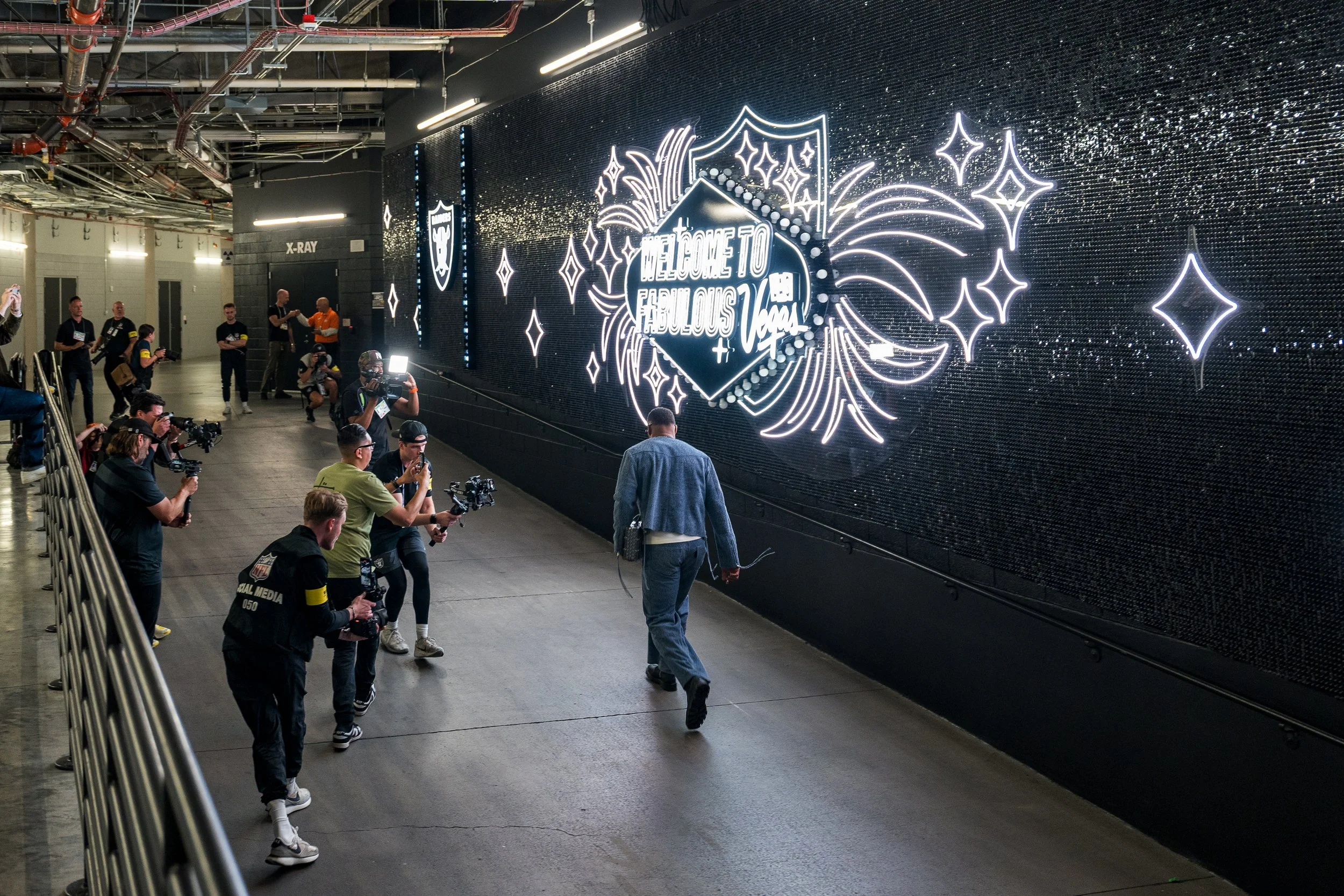 Welcome to Fabulous Tunnel.jpg
