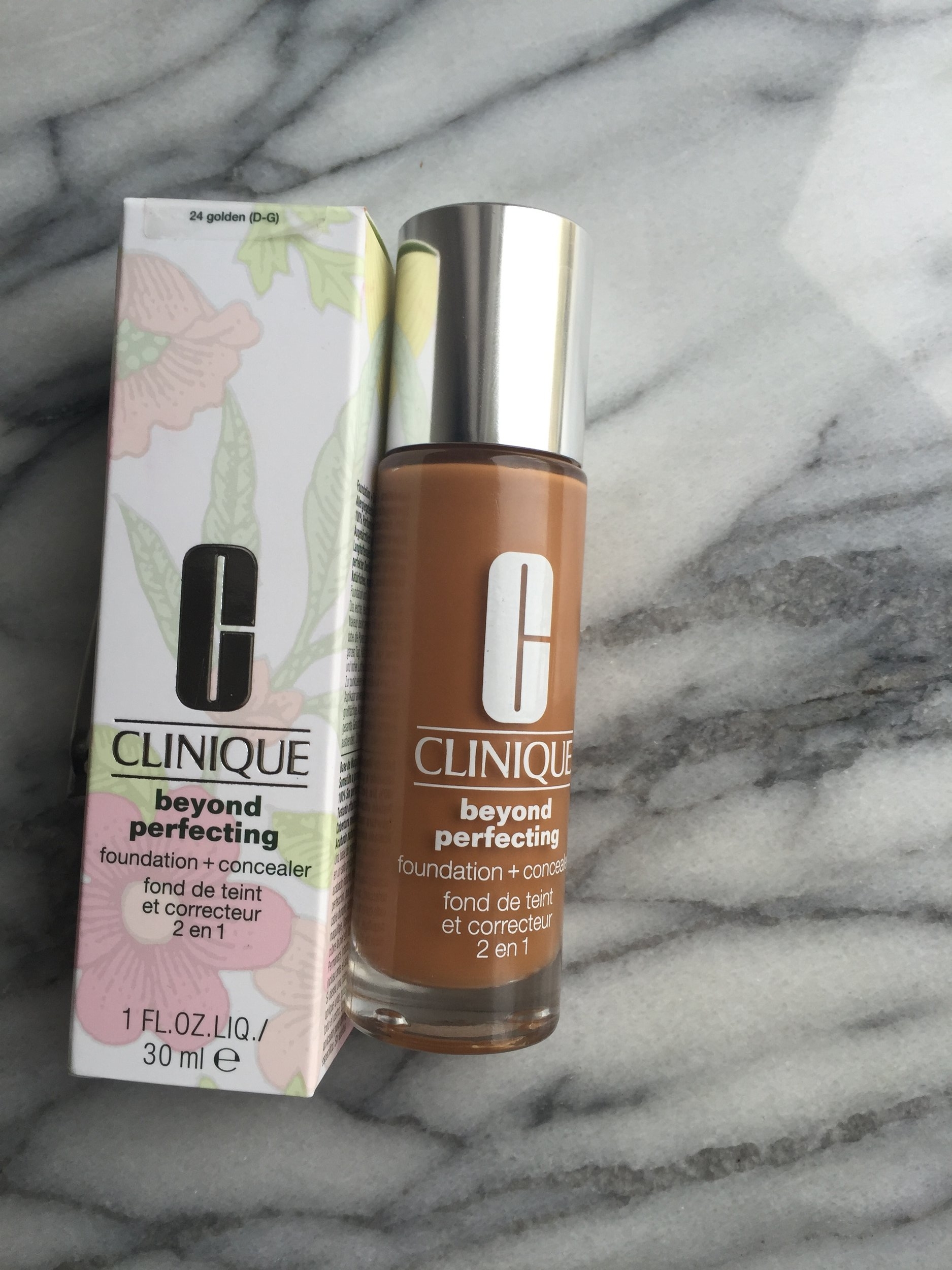 Clinque Beyond Perfecting Foundation + Concealer in 24 Golden