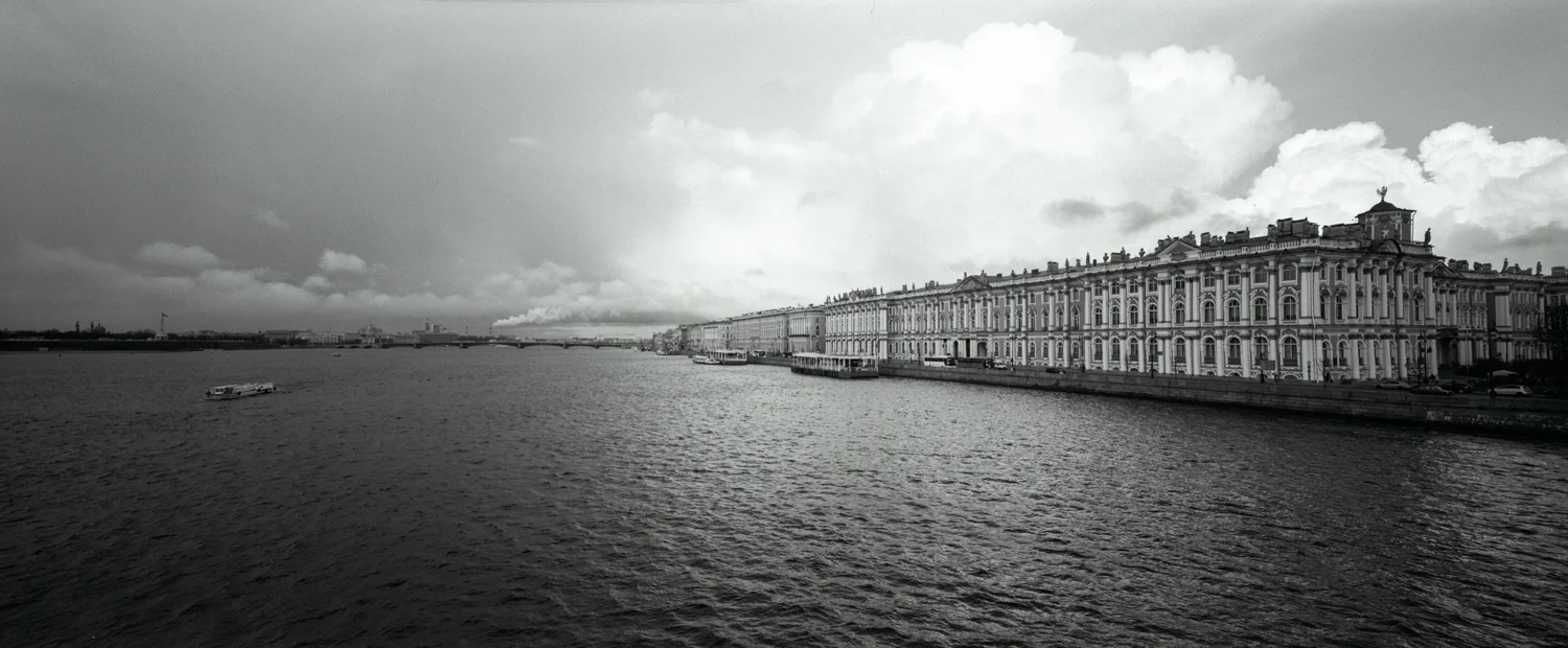 The Hermitage P614 | Super Angulon 58mm | Ilford HP5