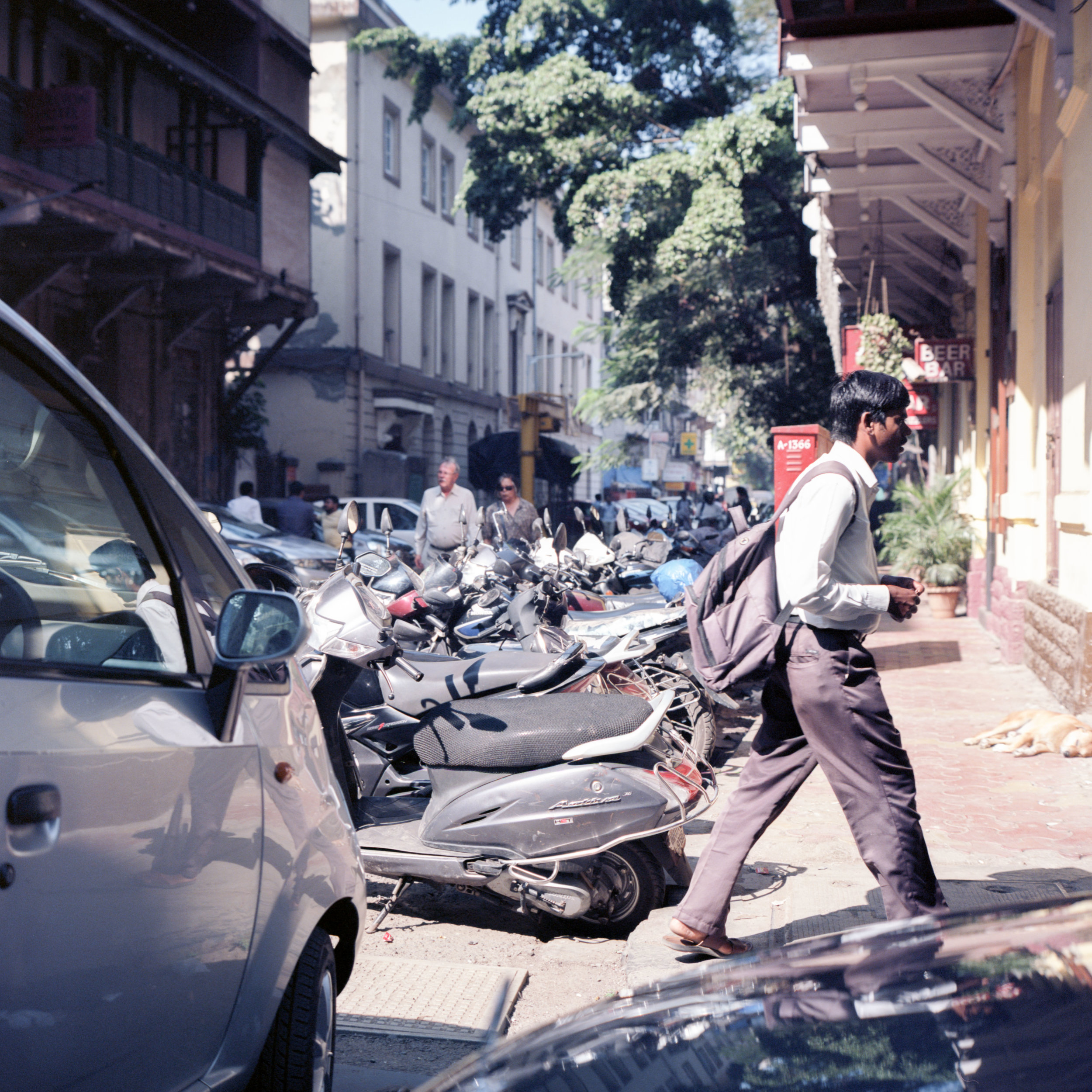 rollei-kodak-ektar307.jpg